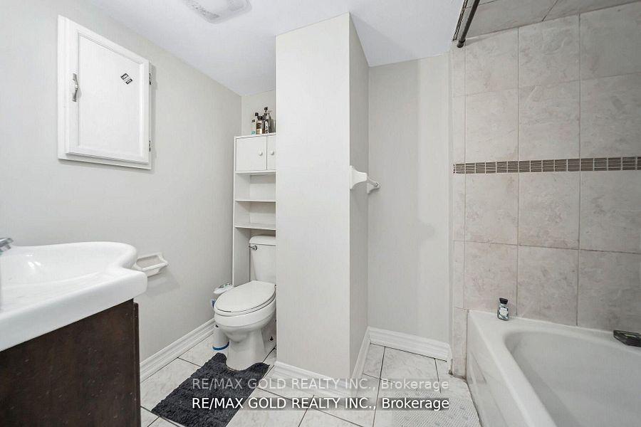 Photo 21 of 167 Ecclestone Drive, Brampton, Brampton West — HOMEH
