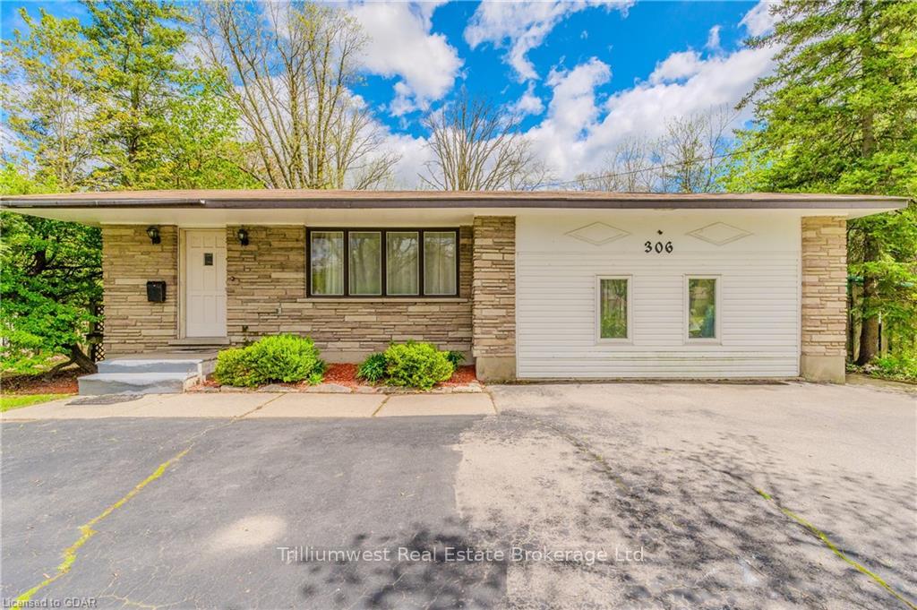 Photo 4 of 306 Edinburgh Road S, Guelph, Dovercliffe Park/Old University — HOMEH