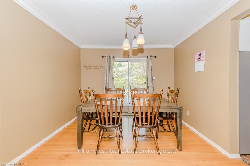 Photo 11 of 306 Edinburgh Road S, Guelph, Dovercliffe Park/Old University — HOMEH