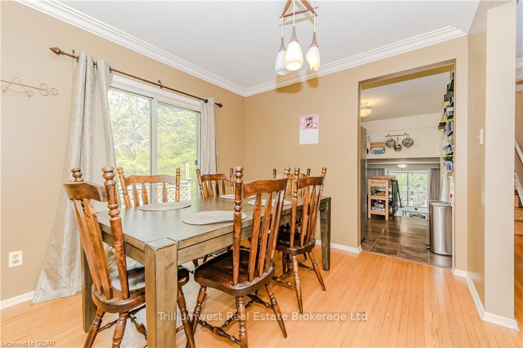 Photo 12 of 306 Edinburgh Road S, Guelph, Dovercliffe Park/Old University — HOMEH