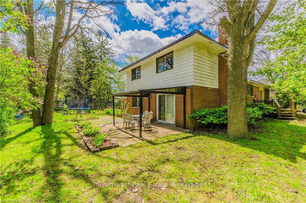 Photo 39 of 306 Edinburgh Road S, Guelph, Dovercliffe Park/Old University — HOMEH