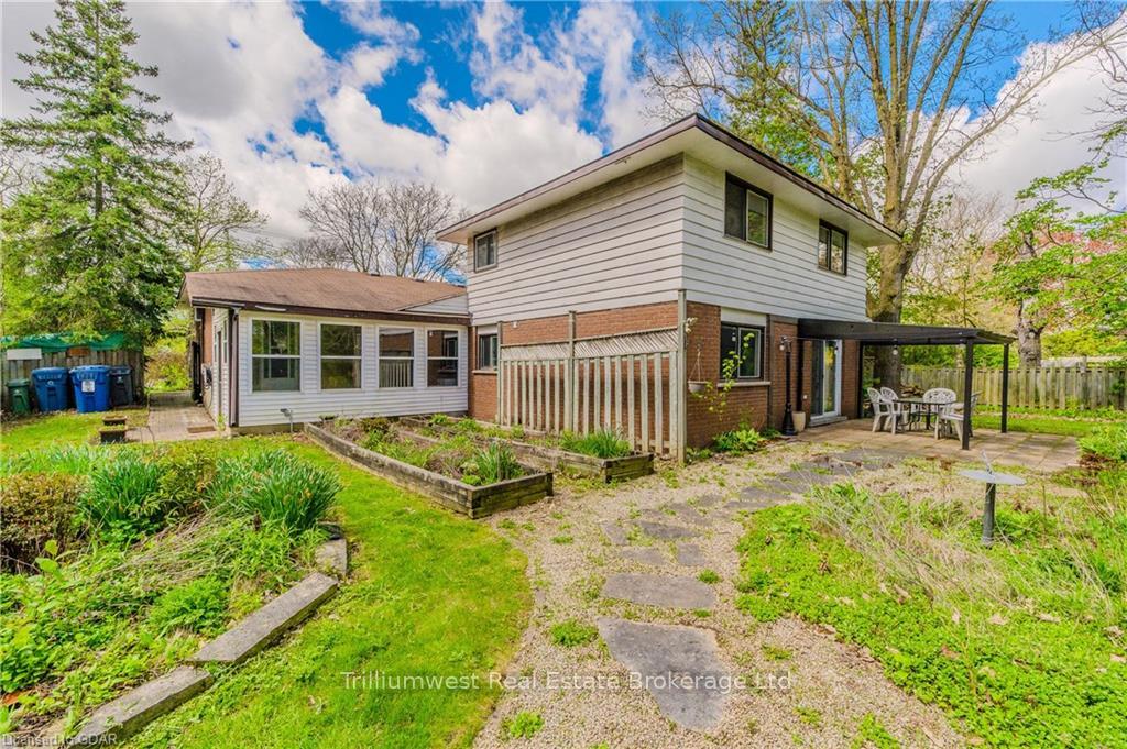 Photo 42 of 306 Edinburgh Road S, Guelph, Dovercliffe Park/Old University — HOMEH