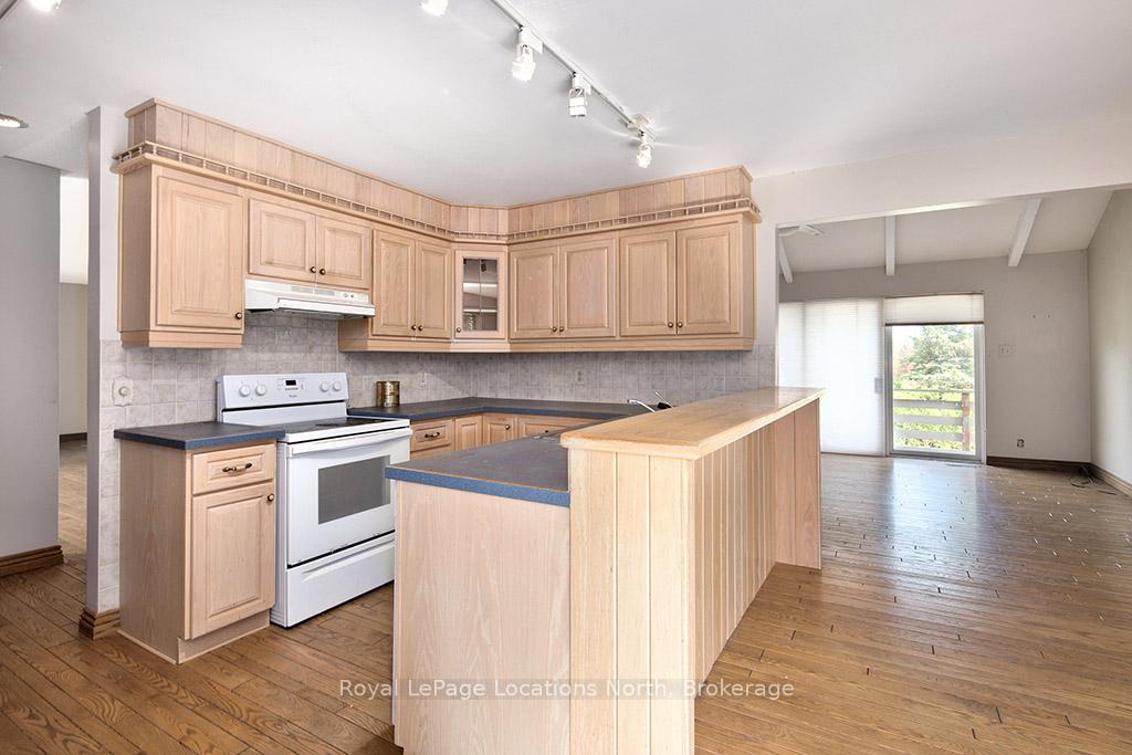 Photo 17 of 415750 10th Line, Blue Mountains — HOMEH