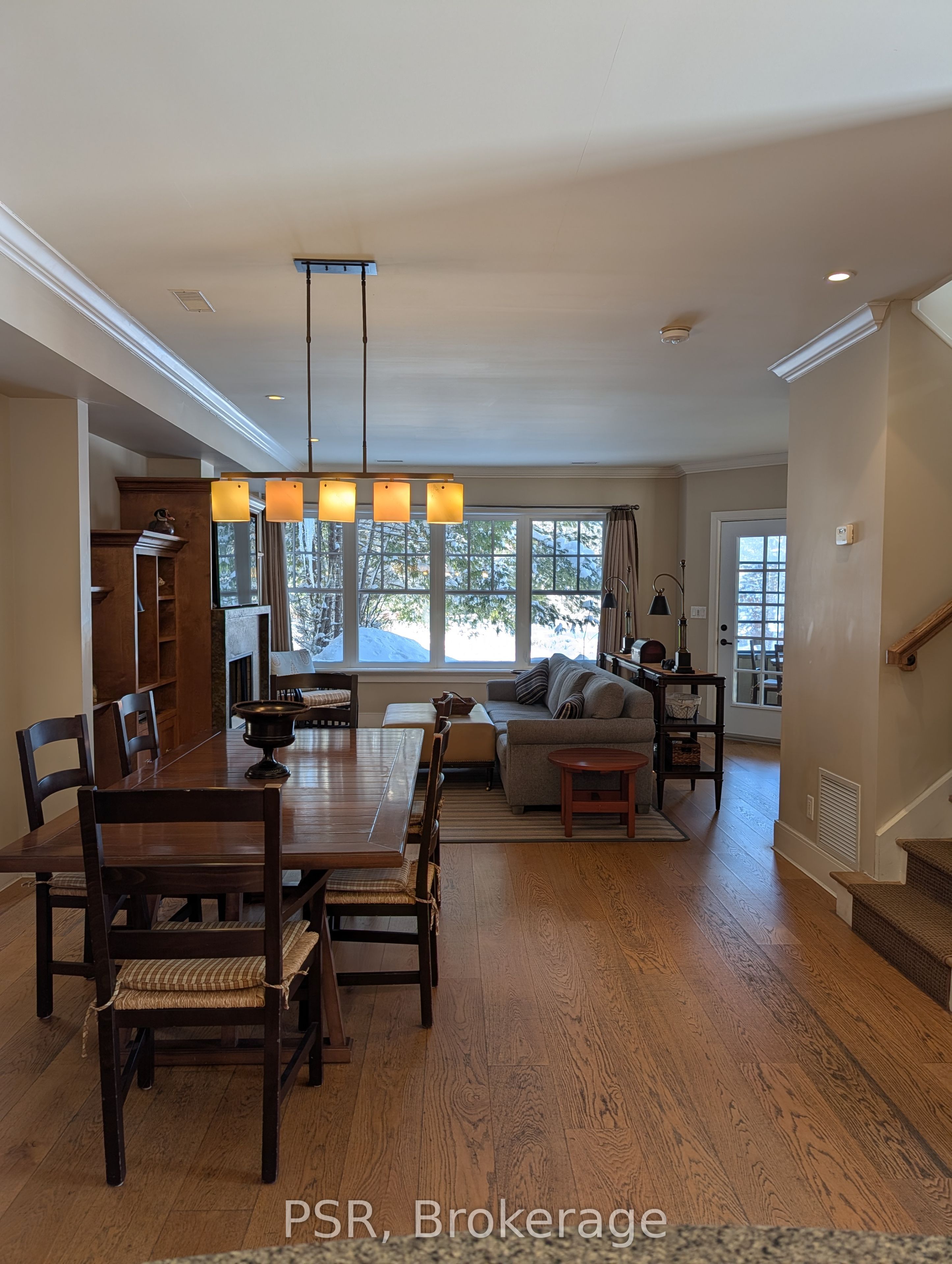 Photo 28 of Unit 14, 304 Emerald Hill, Seguin — HOMEH