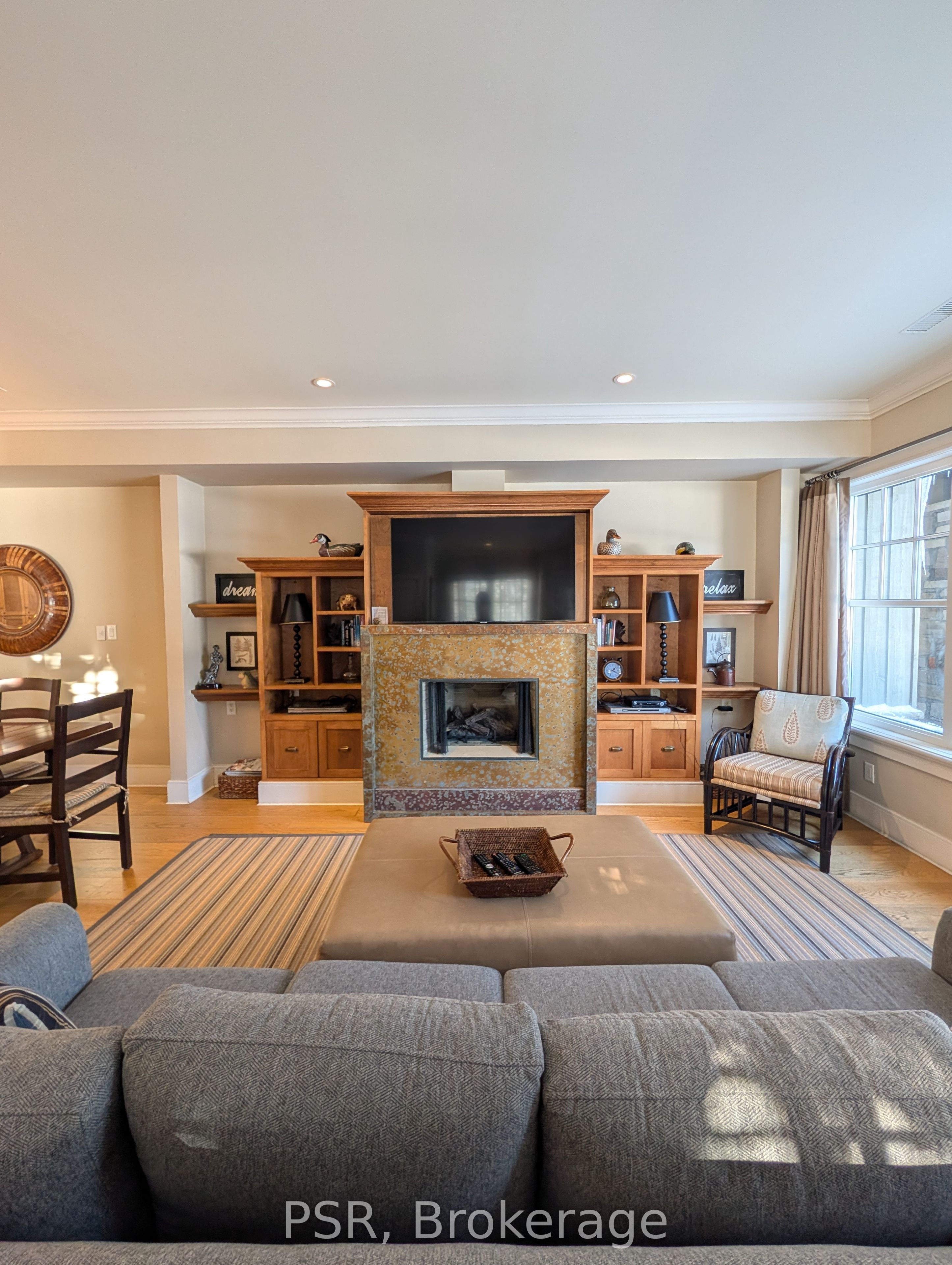 Photo 30 of Unit 14, 304 Emerald Hill, Seguin — HOMEH