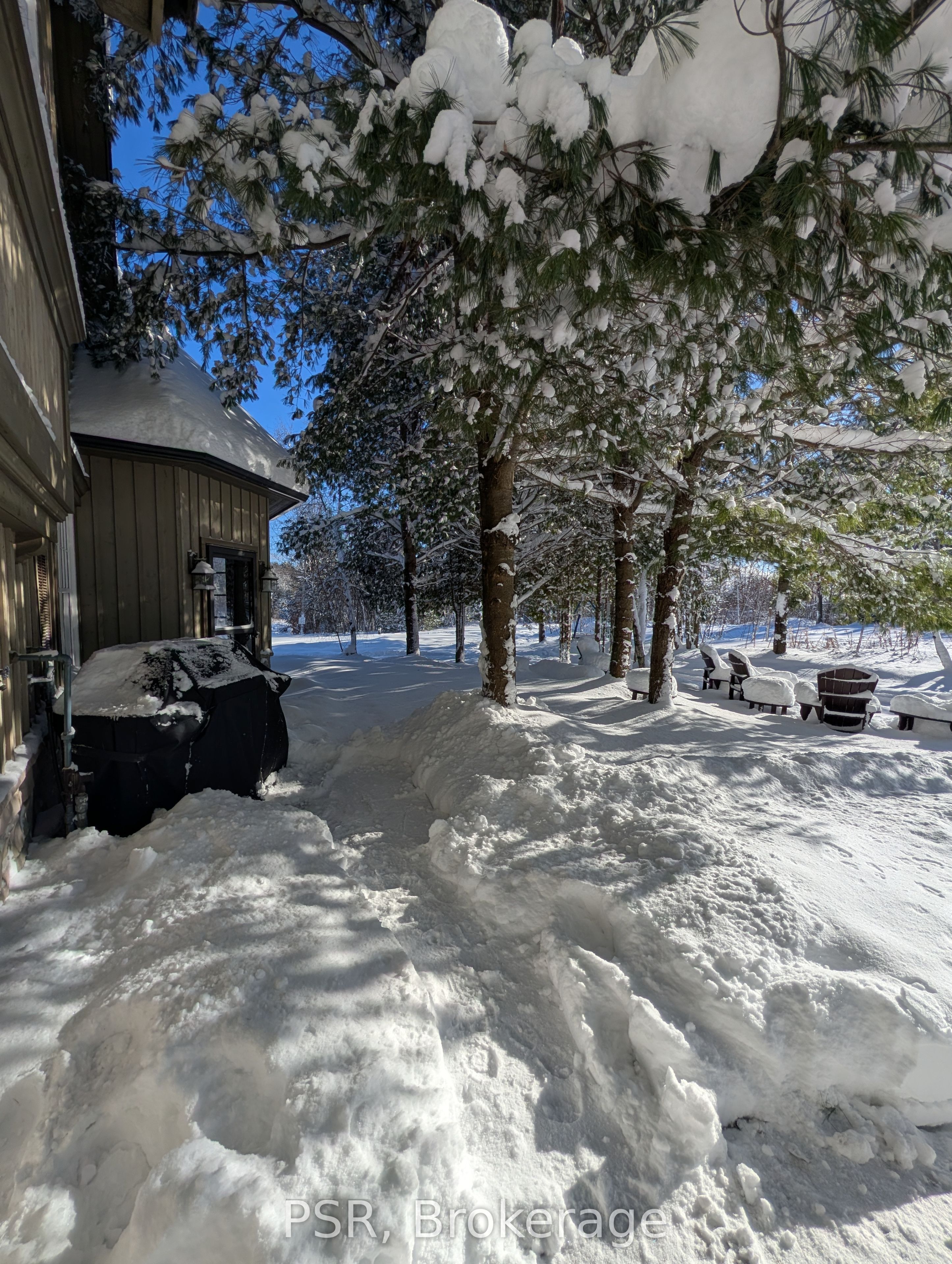 Photo 46 of Unit 14, 304 Emerald Hill, Seguin — HOMEH