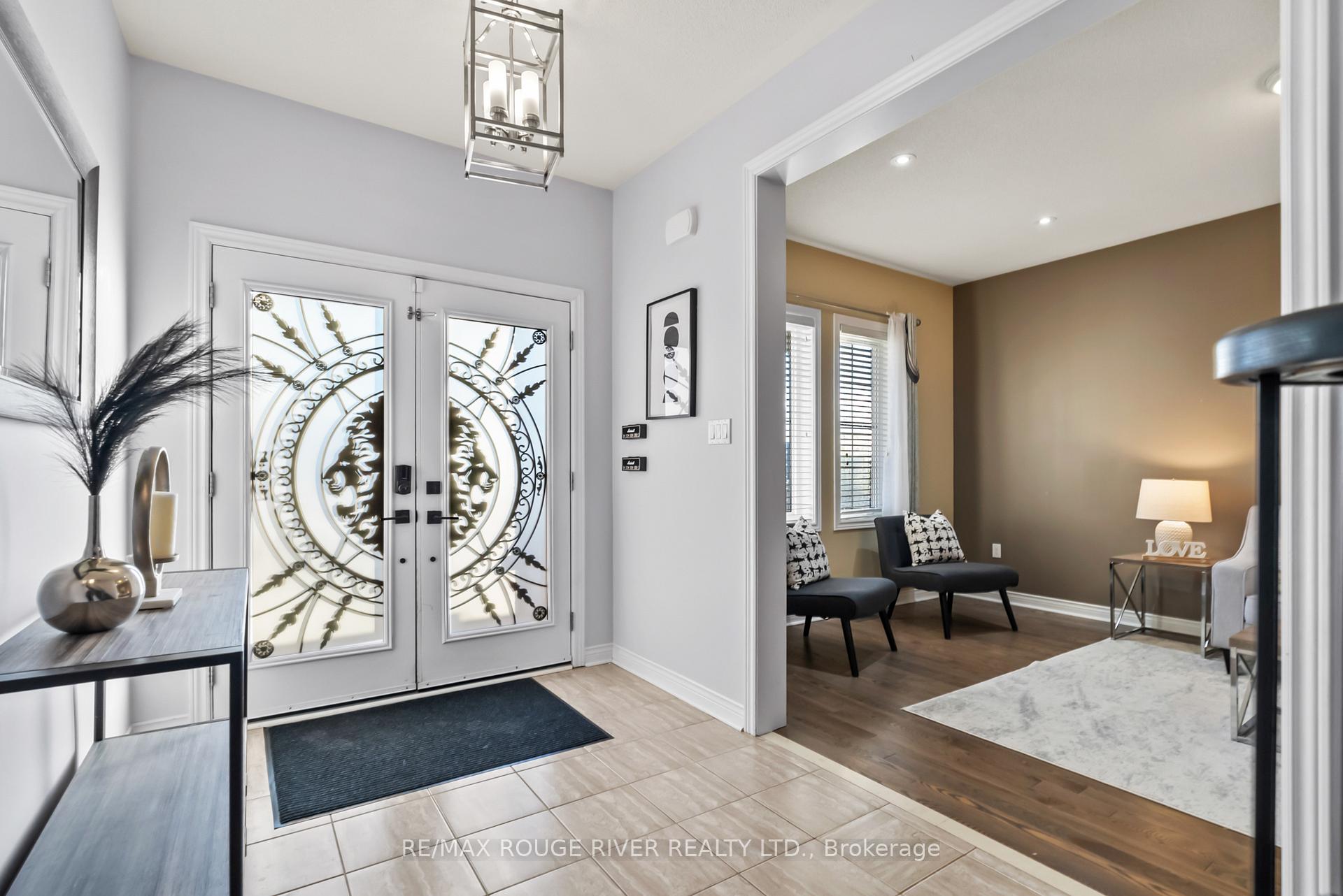 Photo 5 of 908 Black Cherry Drive, Oshawa, Taunton — HOMEH
