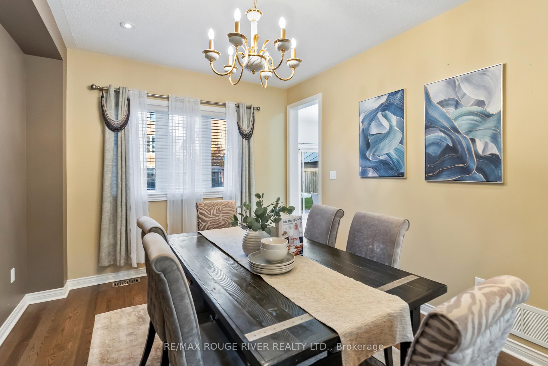 Photo 10 of 908 Black Cherry Drive, Oshawa, Taunton — HOMEH