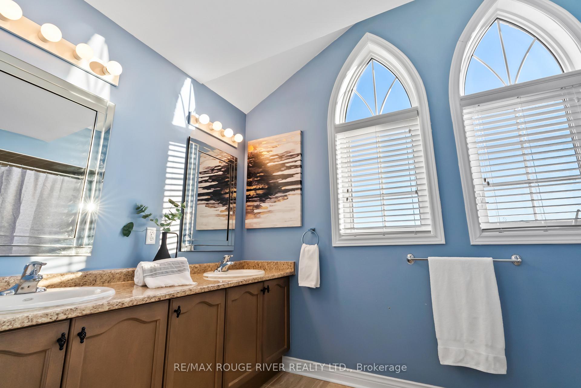Photo 25 of 908 Black Cherry Drive, Oshawa, Taunton — HOMEH