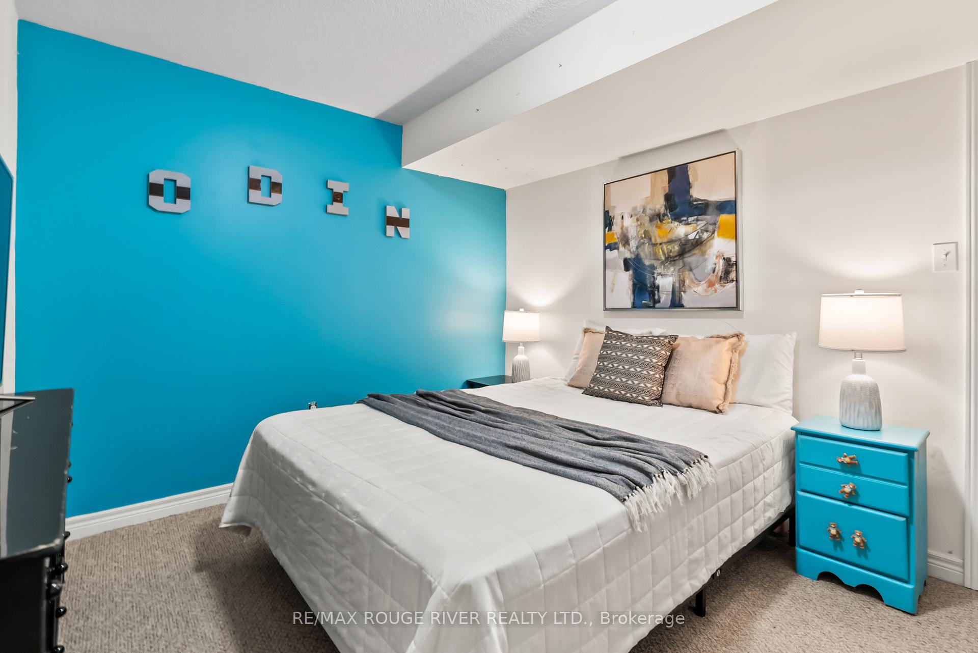 Photo 29 of 908 Black Cherry Drive, Oshawa, Taunton — HOMEH
