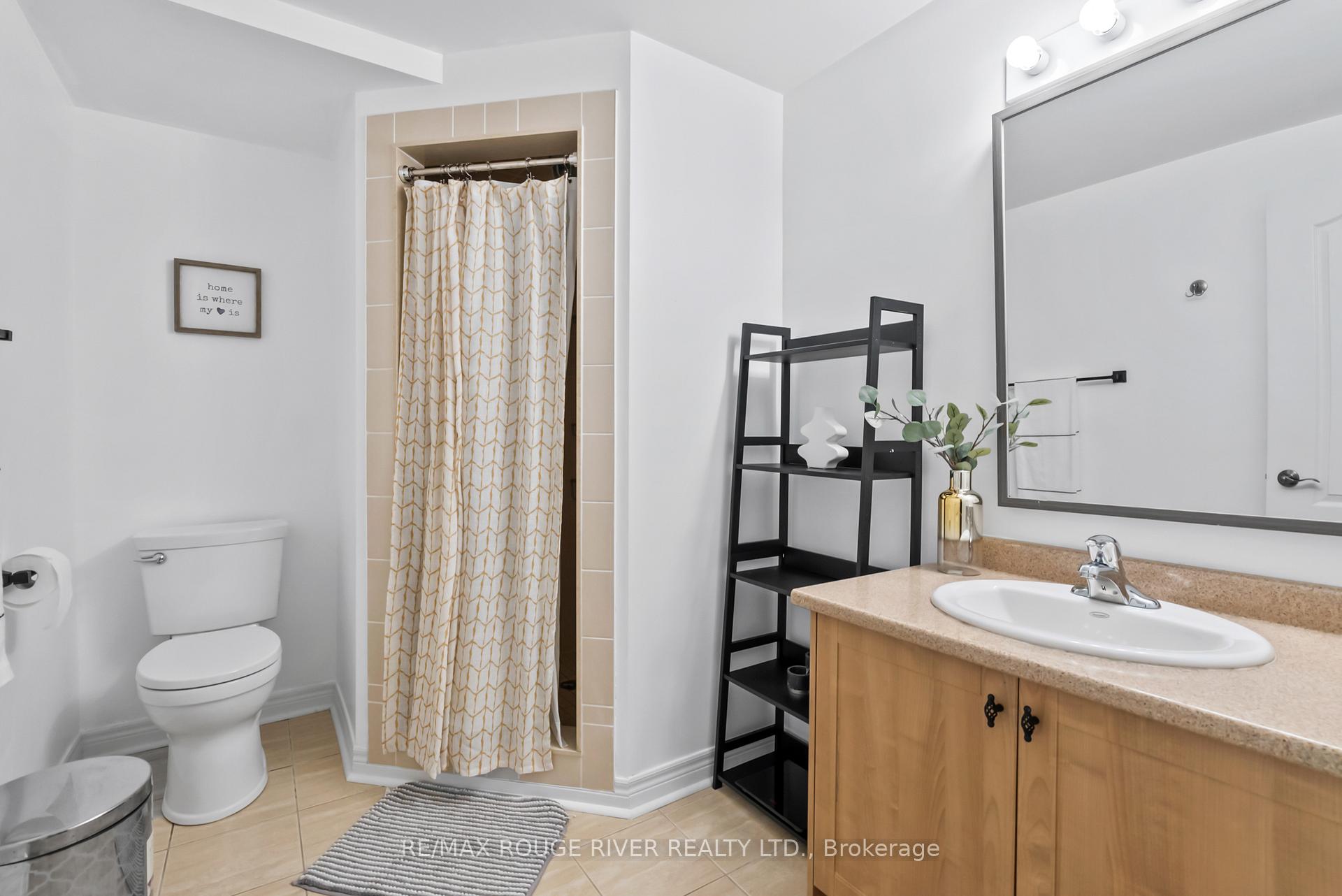 Photo 32 of 908 Black Cherry Drive, Oshawa, Taunton — HOMEH