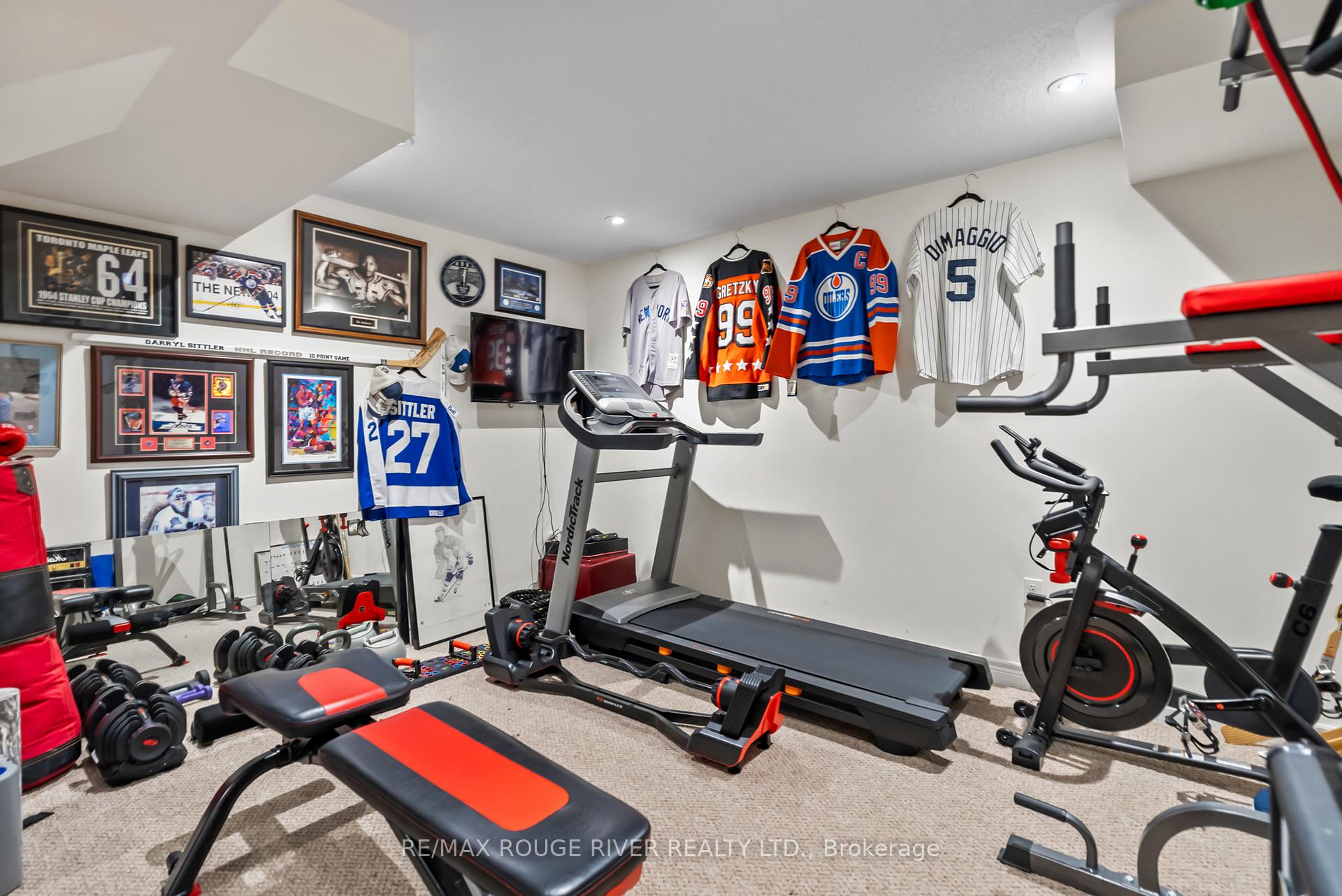 Photo 36 of 908 Black Cherry Drive, Oshawa, Taunton — HOMEH