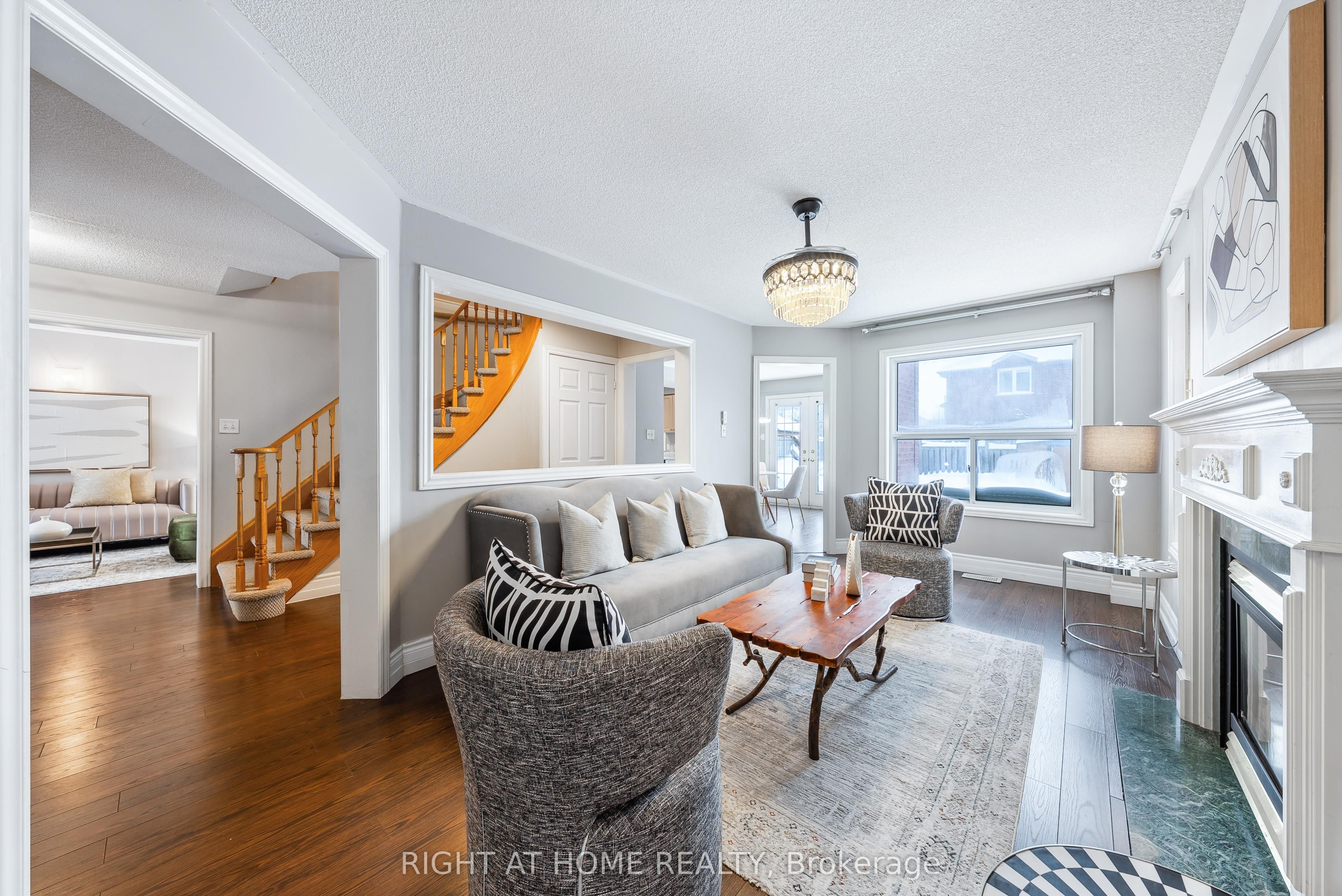 Photo 12 of 107 Madelaine Drive, Barrie, Painswick South — HOMEH