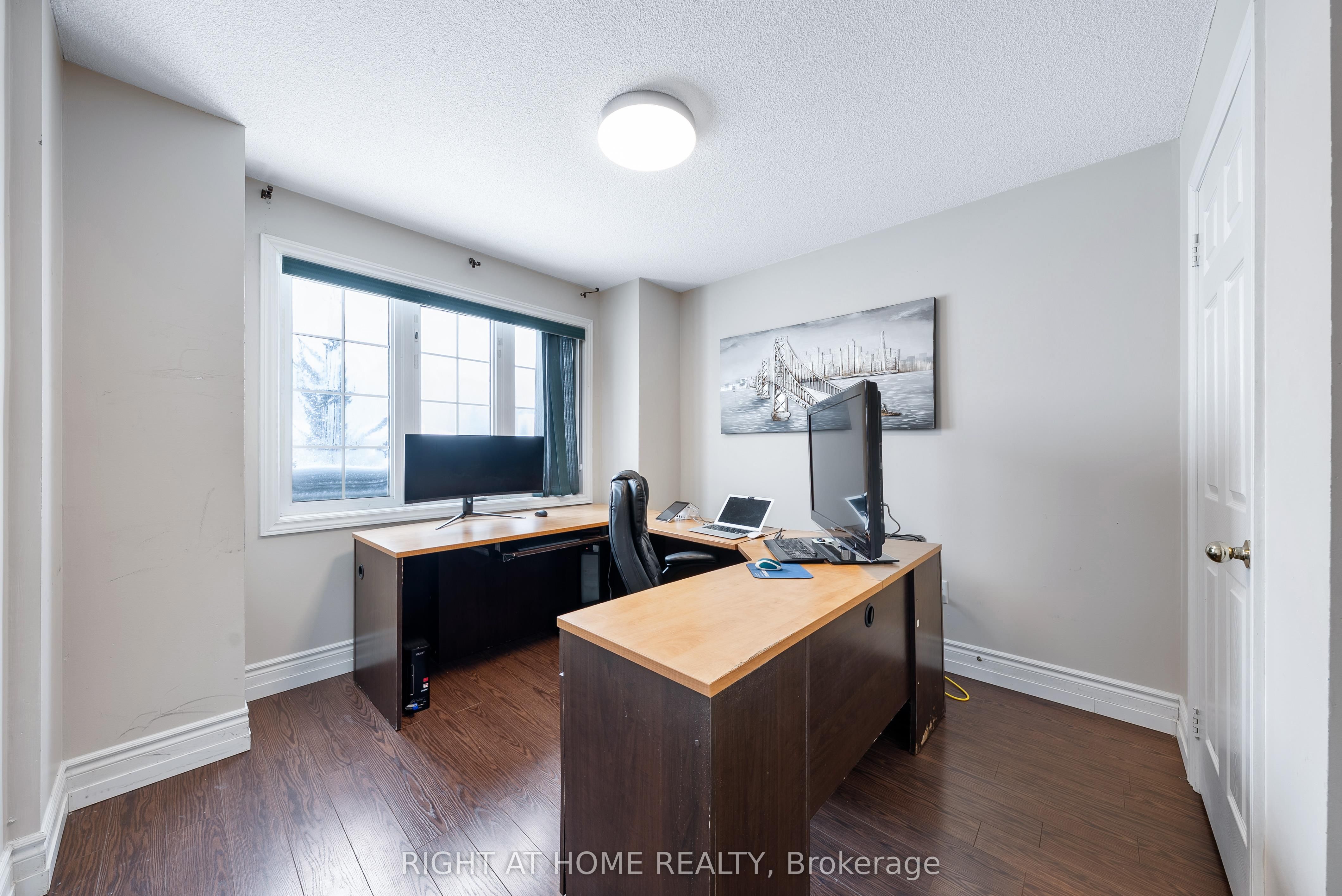 Photo 24 of 107 Madelaine Drive, Barrie, Painswick South — HOMEH