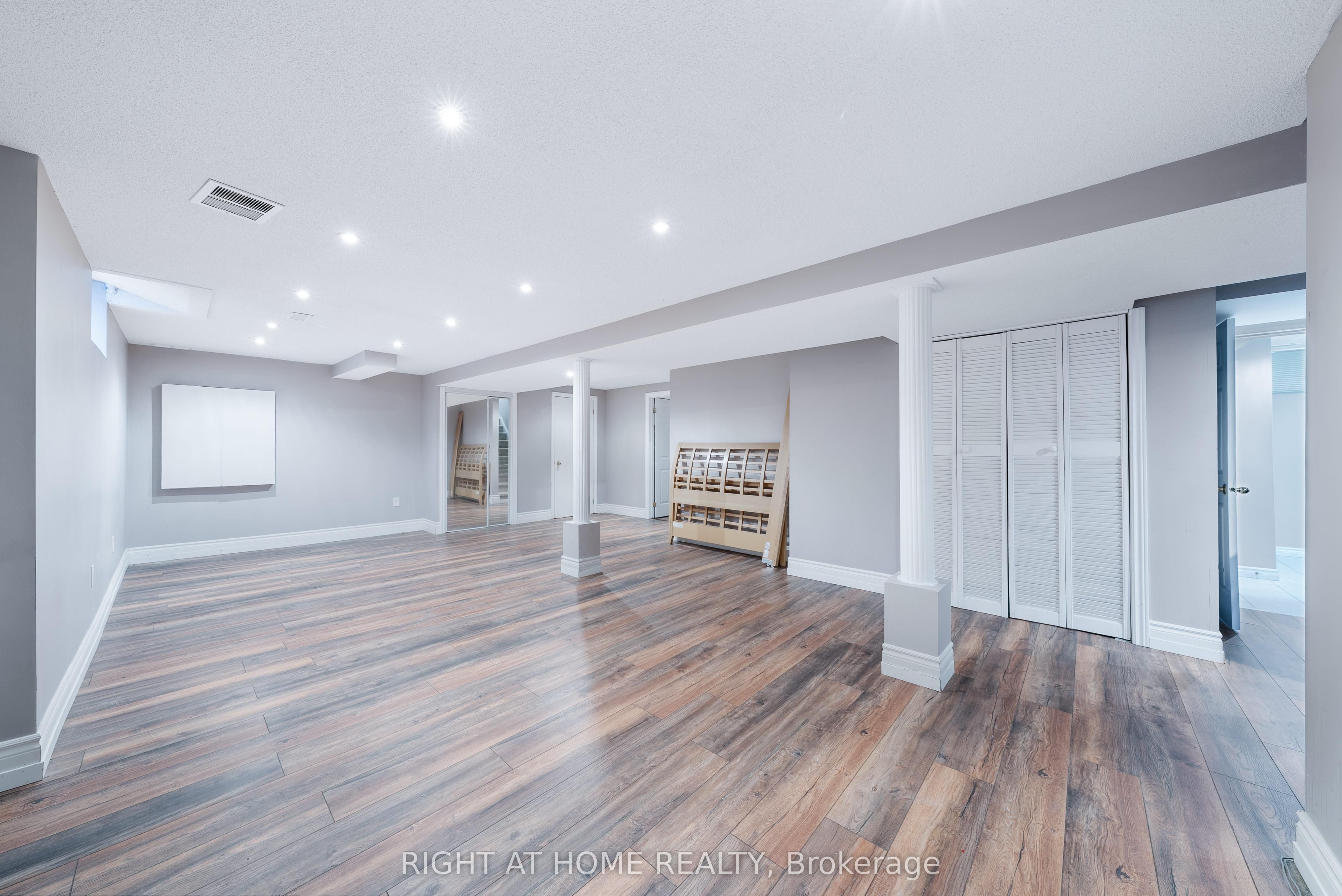 Photo 27 of 107 Madelaine Drive, Barrie, Painswick South — HOMEH