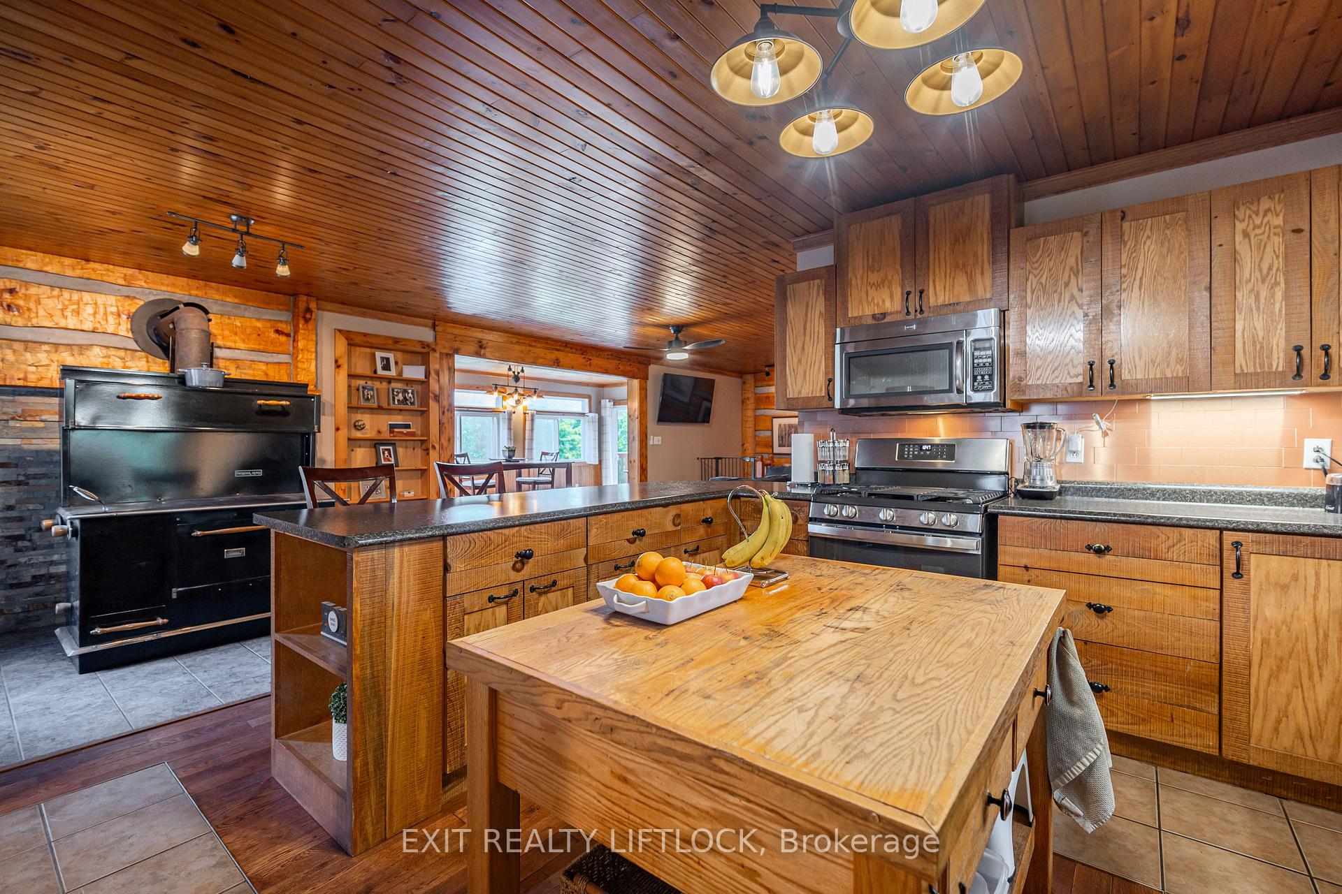 Photo 8 of 1679 Marble Lake Road, Frontenac, Frontenac North — HOMEH