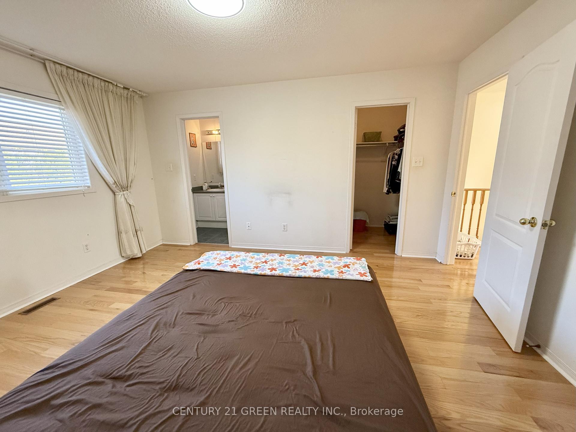 Photo 21 of 15 Arabia Gate, Brampton, Sandringham-Wellington — HOMEH
