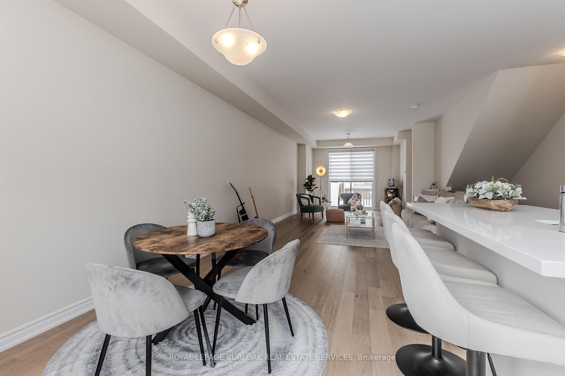 Photo 12 of 1397 Almonte Drive, Burlington, Tyandaga — HOMEH