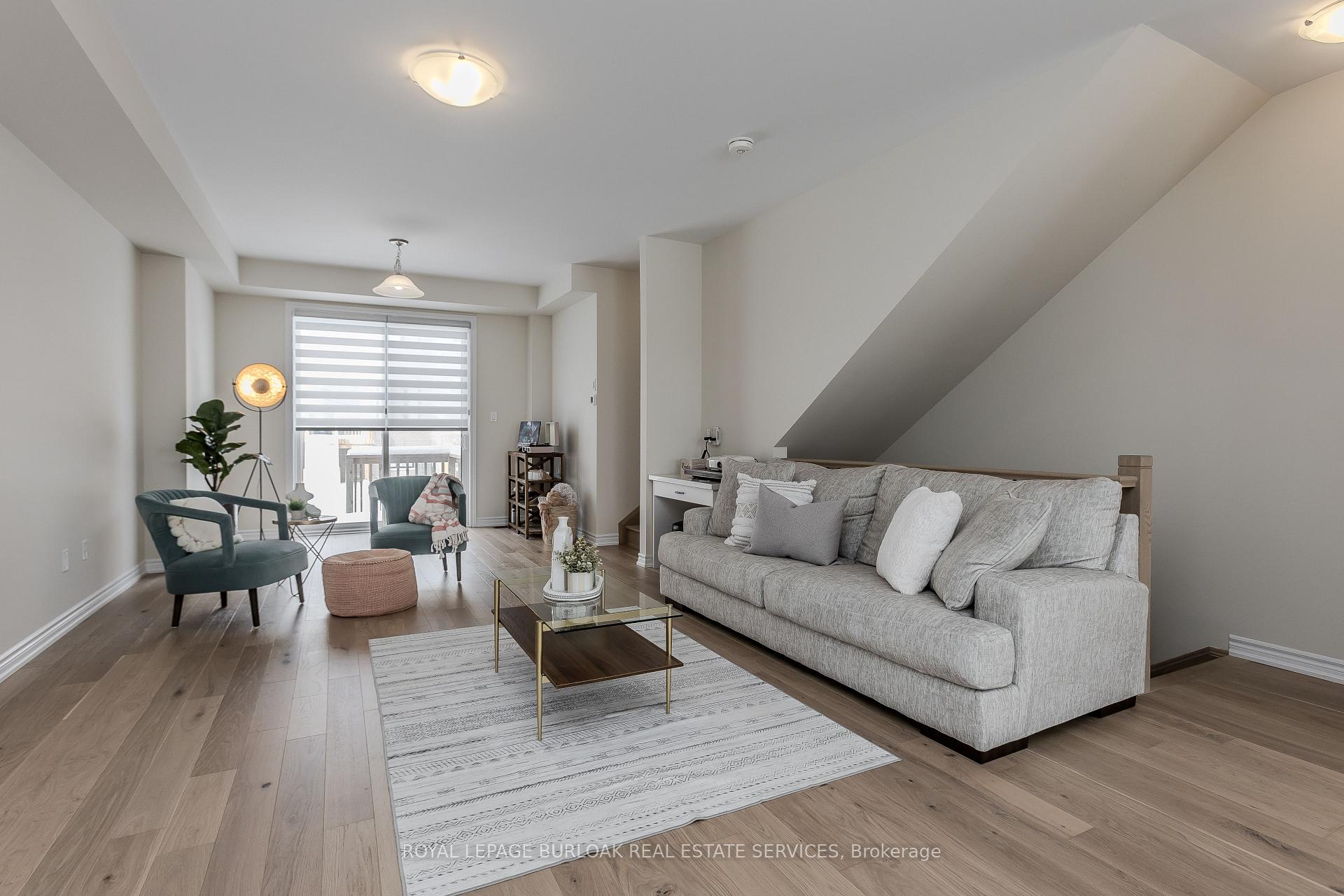 Photo 14 of 1397 Almonte Drive, Burlington, Tyandaga — HOMEH