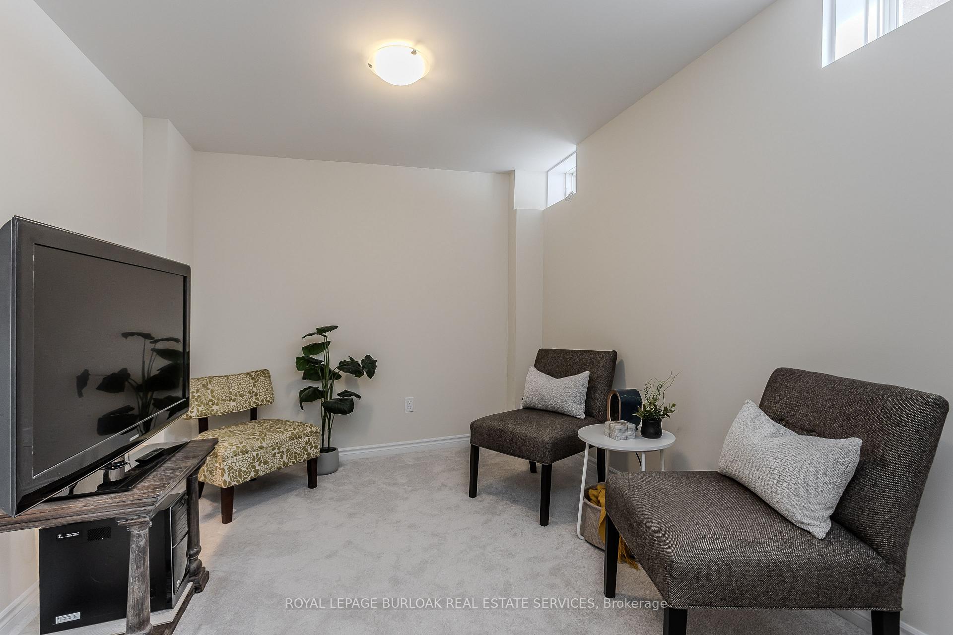 Photo 30 of 1397 Almonte Drive, Burlington, Tyandaga — HOMEH