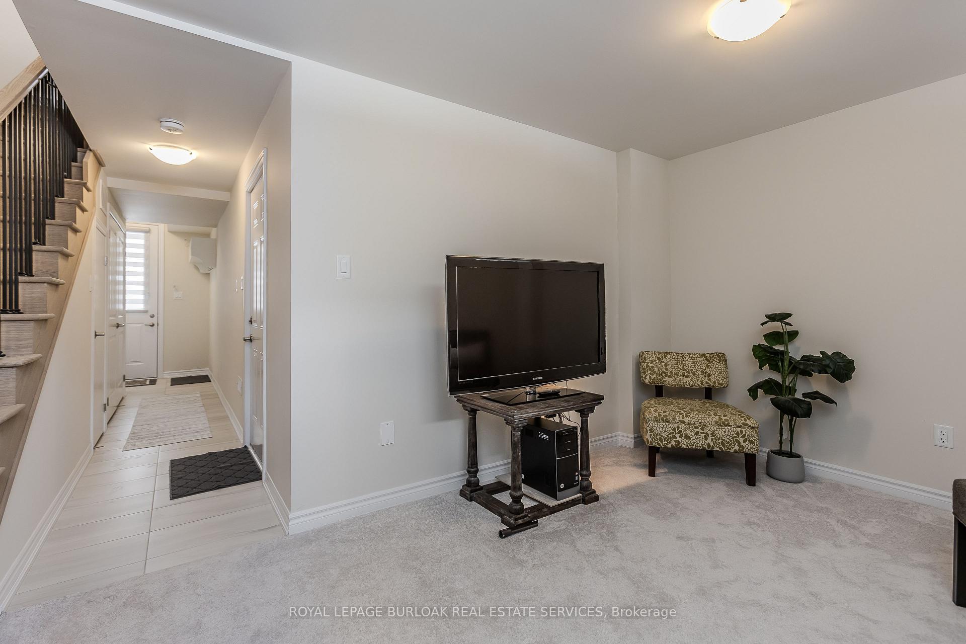 Photo 31 of 1397 Almonte Drive, Burlington, Tyandaga — HOMEH