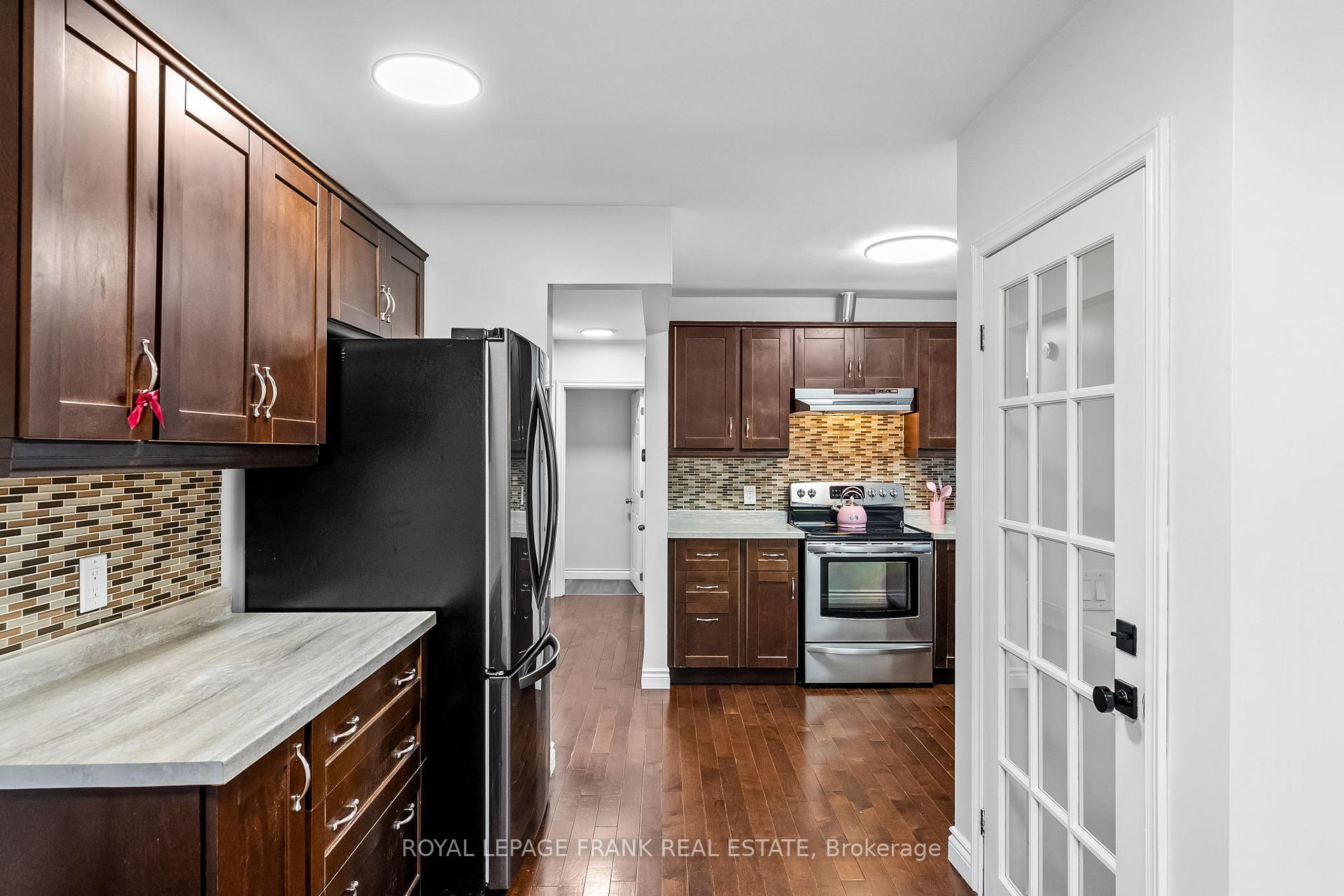 Photo 14 of 40 Athabasca Street, Oshawa, Donevan — HOMEH