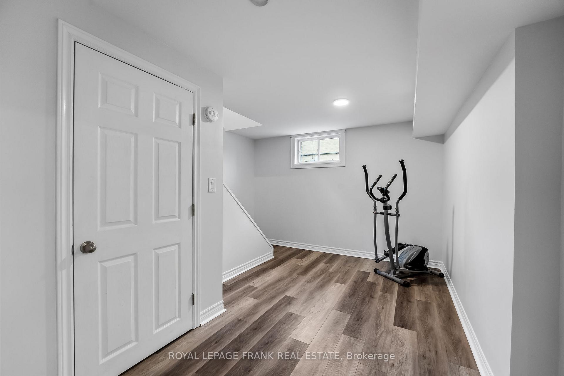 Photo 26 of 40 Athabasca Street, Oshawa, Donevan — HOMEH