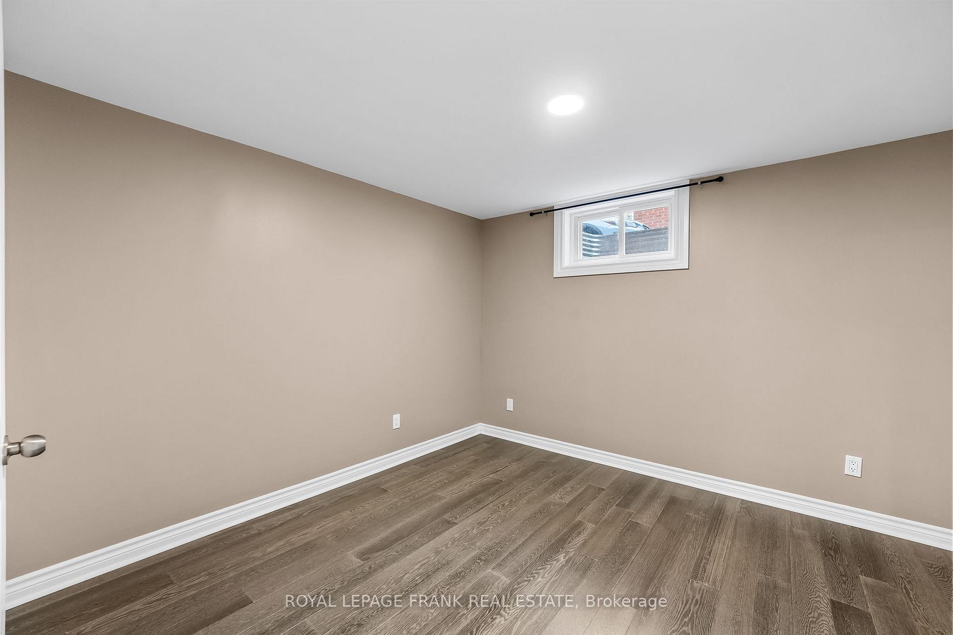 Photo 32 of 40 Athabasca Street, Oshawa, Donevan — HOMEH