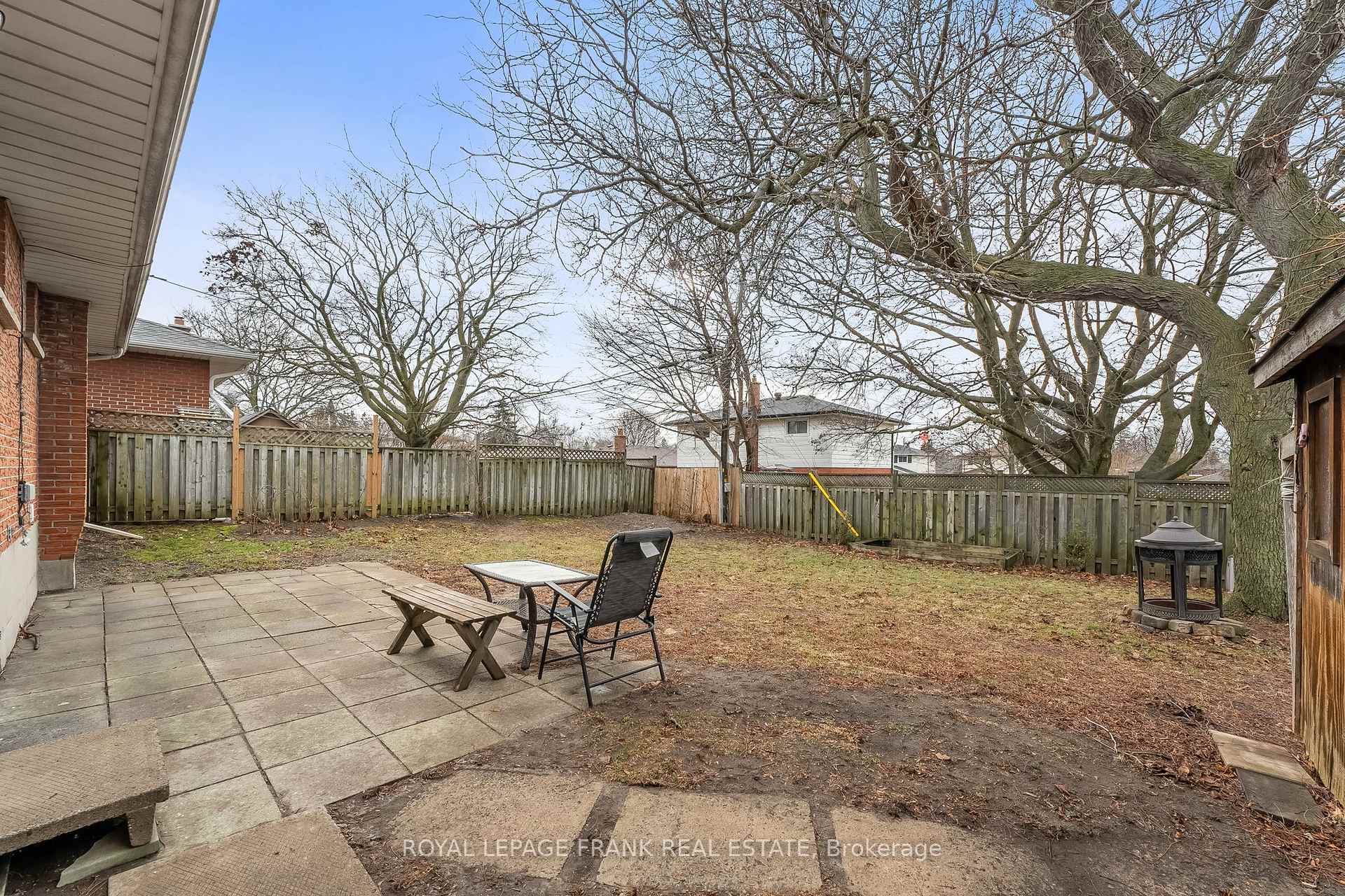 Photo 36 of 40 Athabasca Street, Oshawa, Donevan — HOMEH