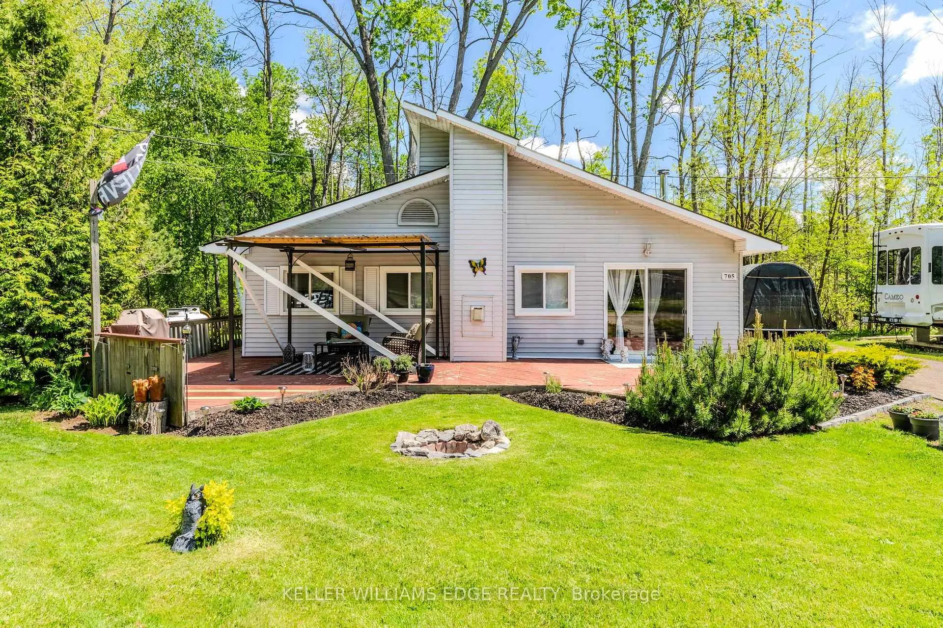 Photo 2 of Unit 705, 57 12th Concession Road E, Hamilton, Rural Flamborough — HOMEH