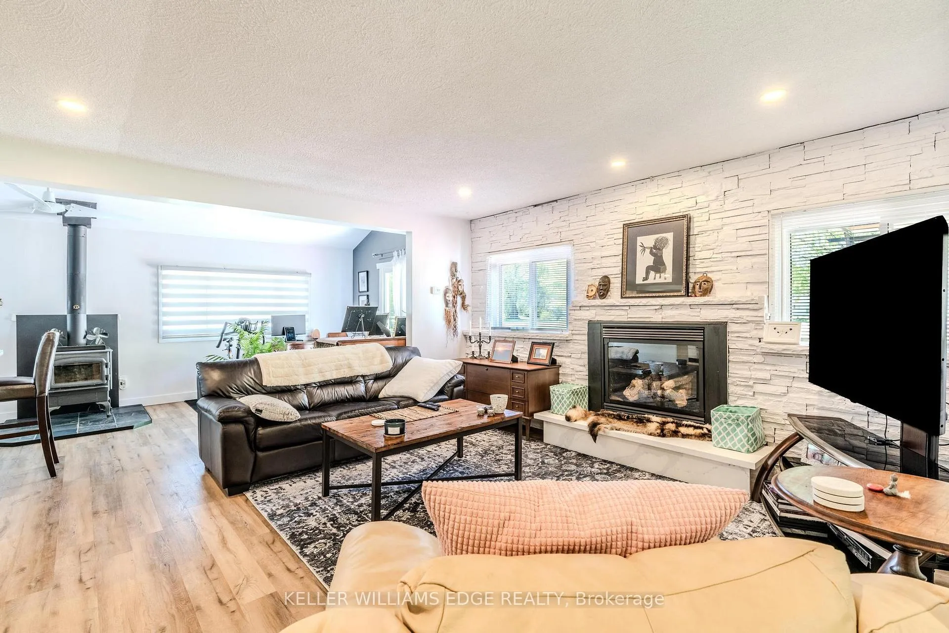 Photo 14 of Unit 705, 57 12th Concession Road E, Hamilton, Rural Flamborough — HOMEH
