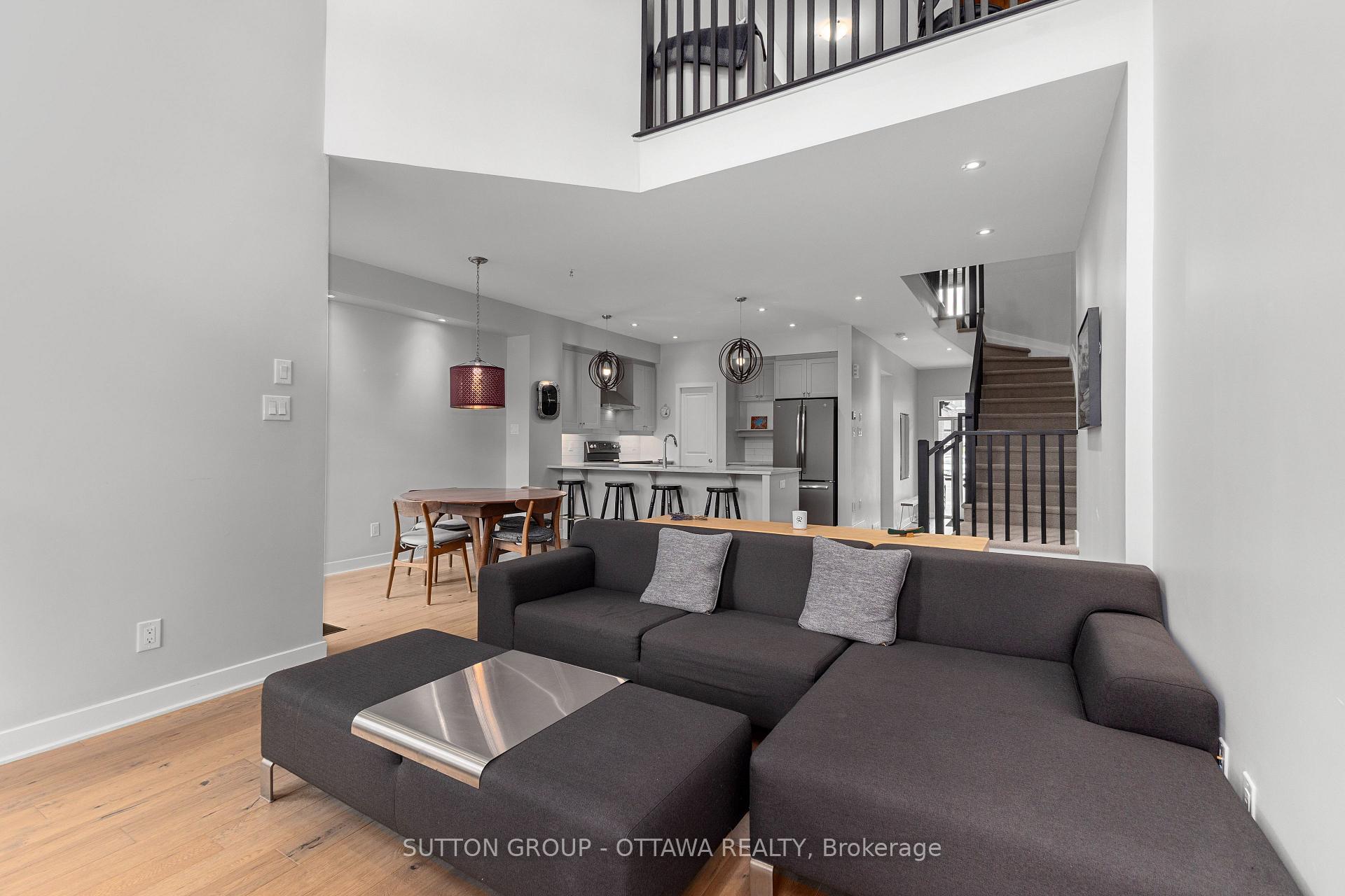 Photo 11 of 536 Rowers Way, Ottawa, Riverside South/Gloucester Glen — HOMEH