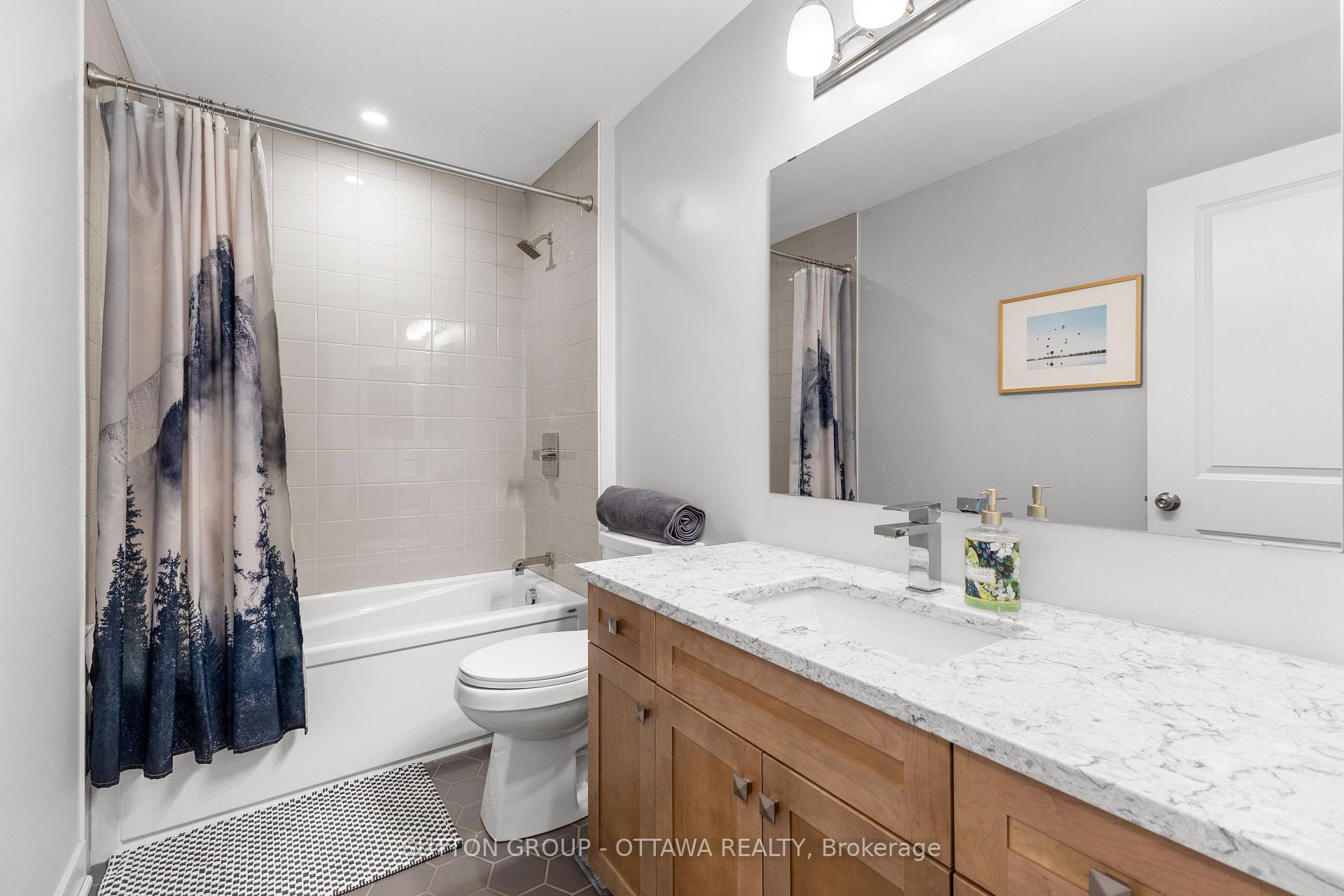 Photo 24 of 536 Rowers Way, Ottawa, Riverside South/Gloucester Glen — HOMEH