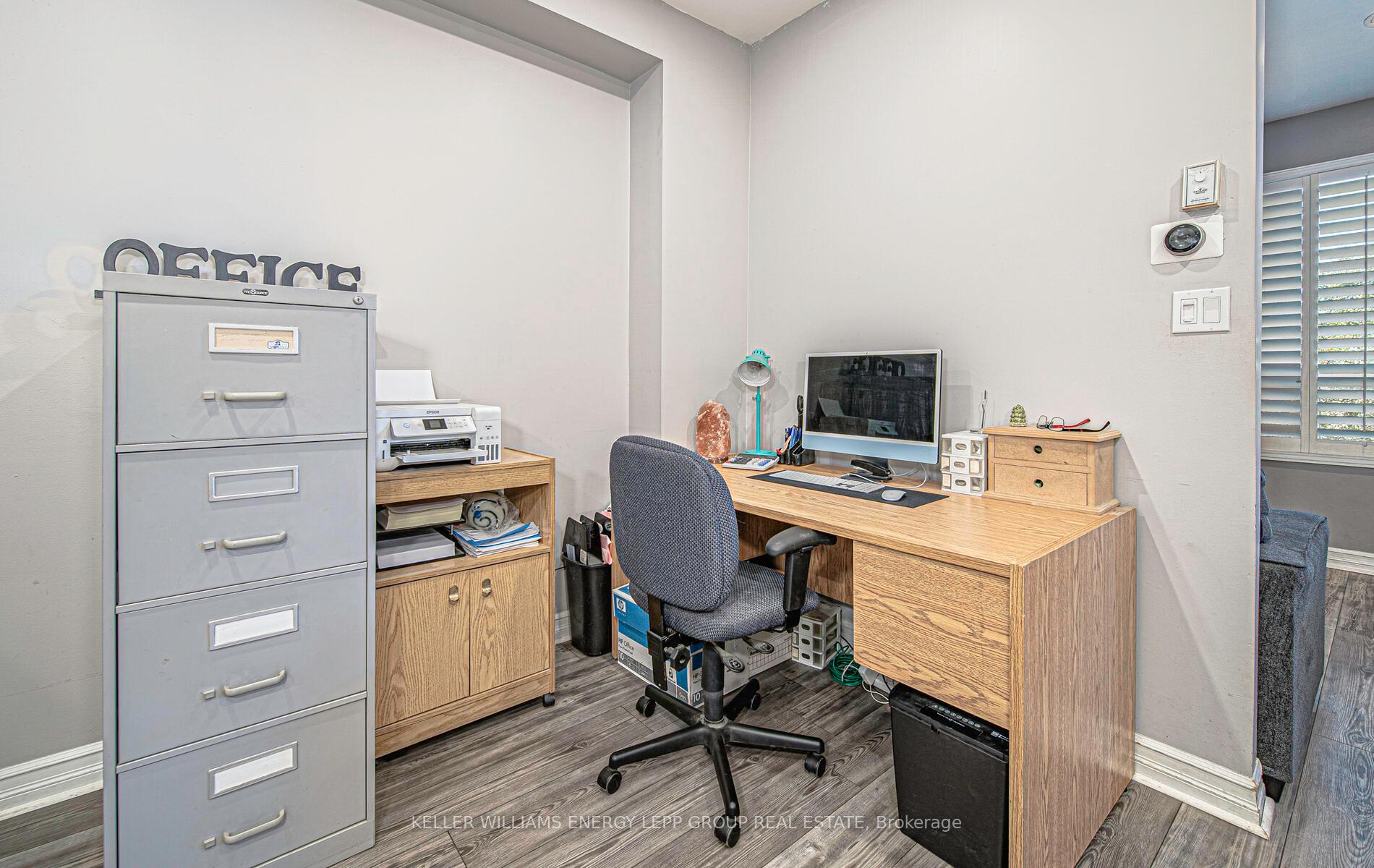 Photo 9 of 1168 Springbank Drive, Oshawa, Pinecrest — HOMEH