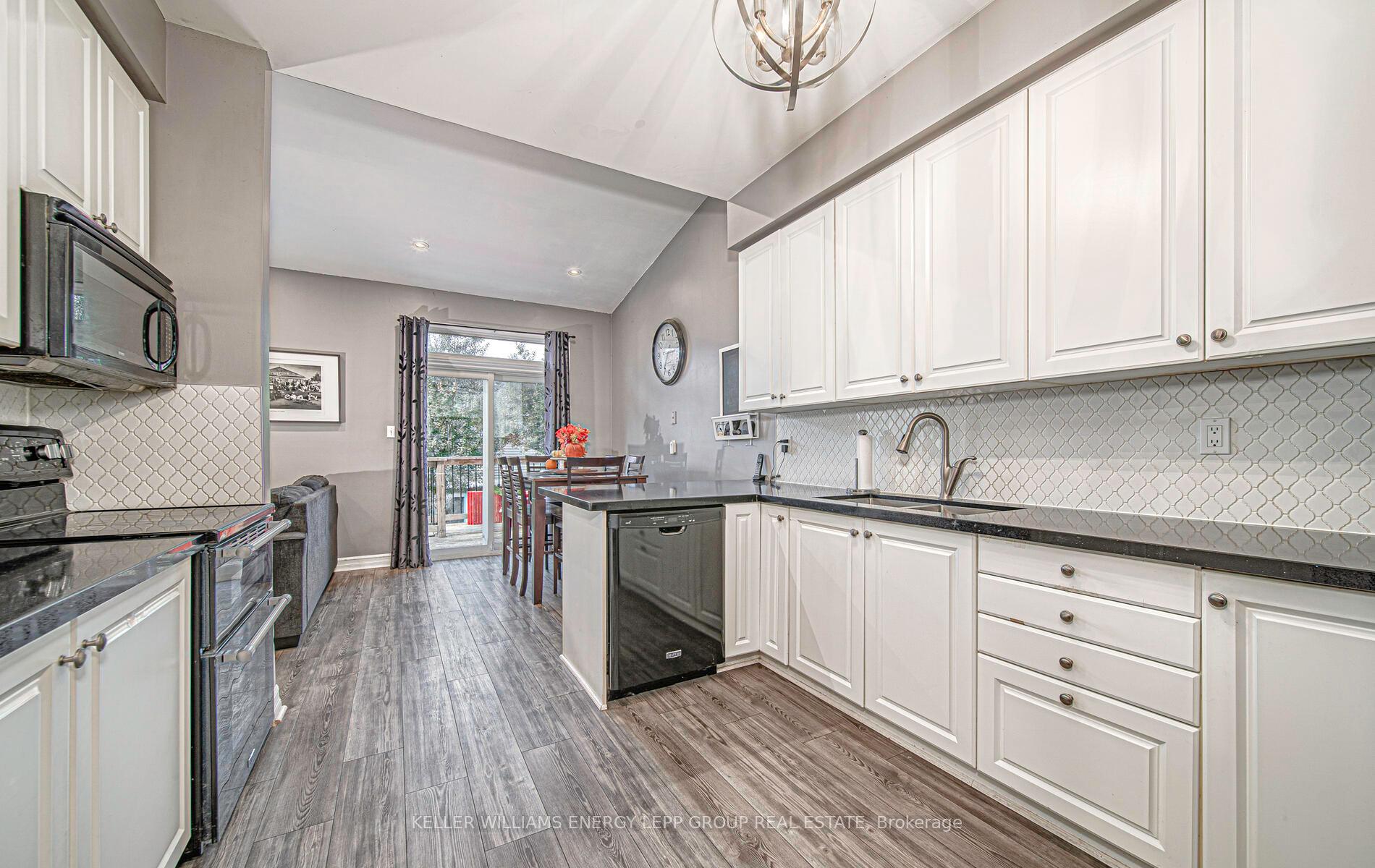 Photo 15 of 1168 Springbank Drive, Oshawa, Pinecrest — HOMEH