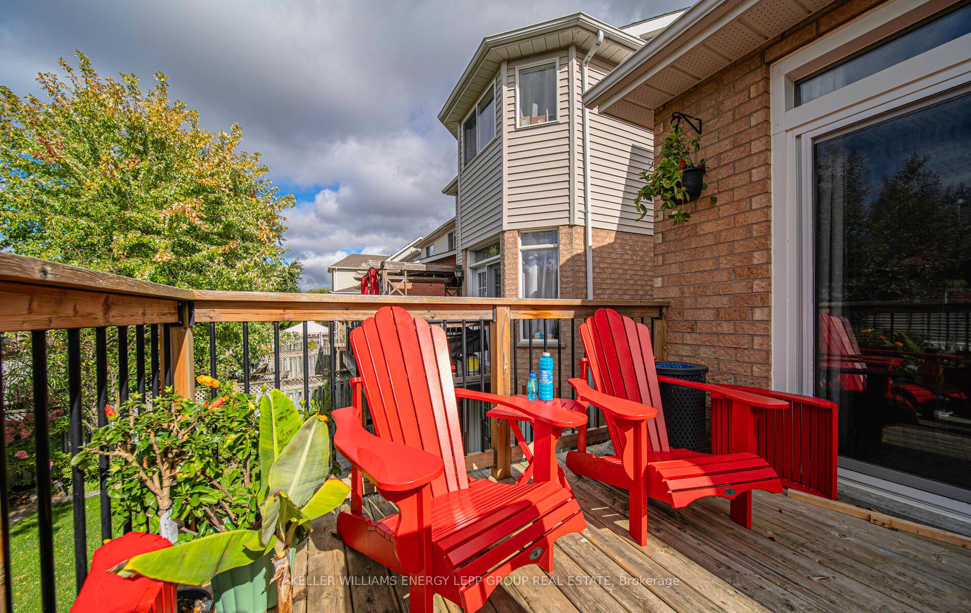 Photo 32 of 1168 Springbank Drive, Oshawa, Pinecrest — HOMEH
