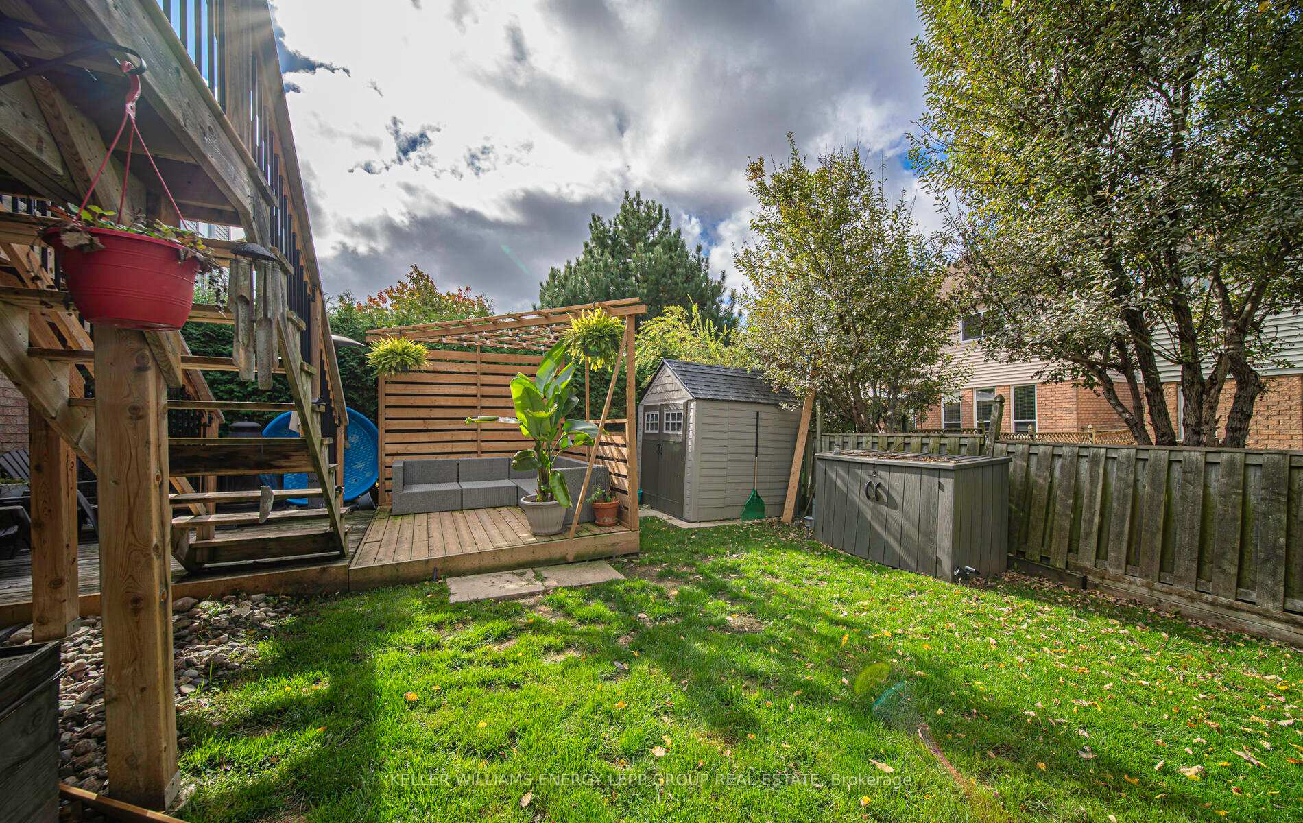 Photo 34 of 1168 Springbank Drive, Oshawa, Pinecrest — HOMEH