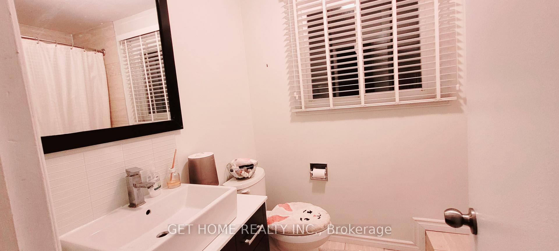 Photo 8 of 54 Dobson Drive, Ajax, Central — HOMEH