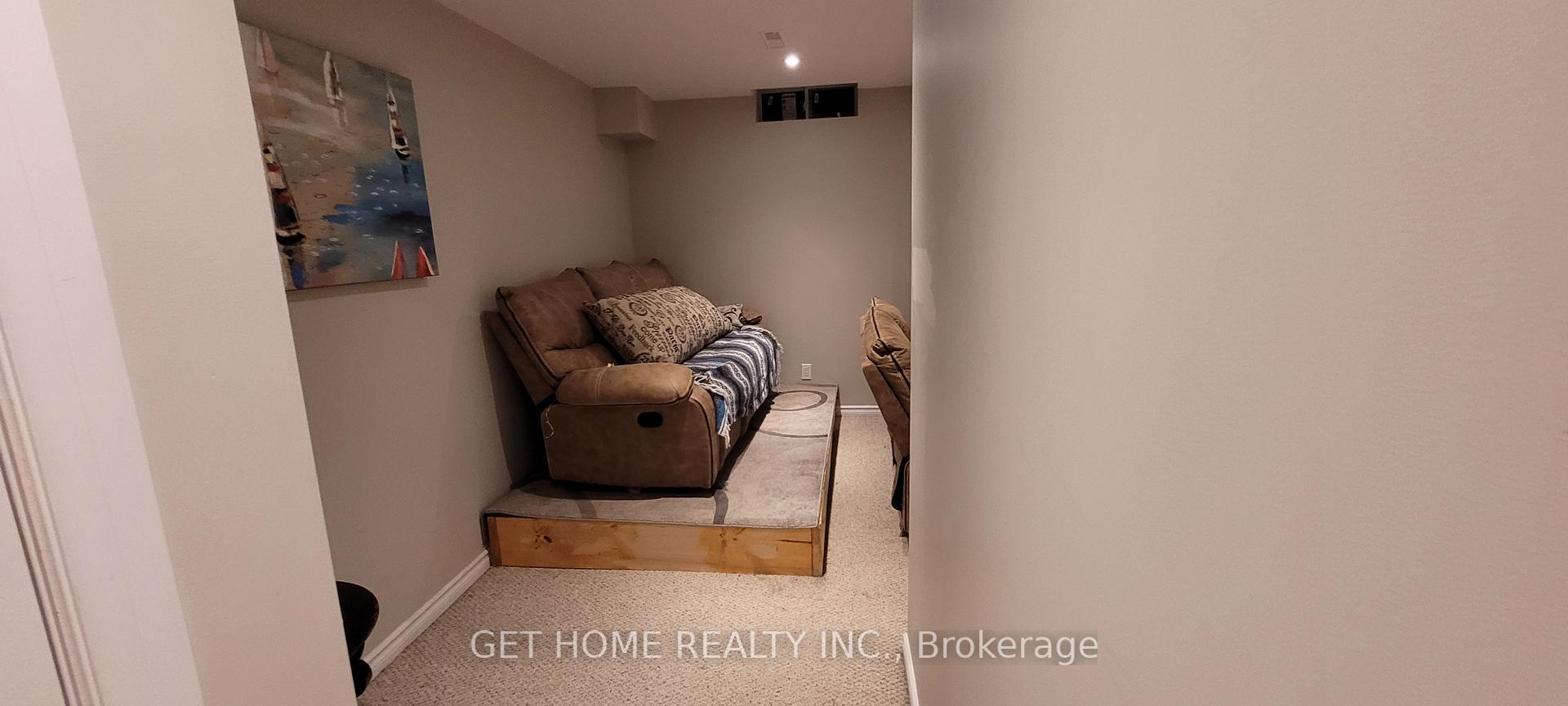 Photo 12 of 54 Dobson Drive, Ajax, Central — HOMEH