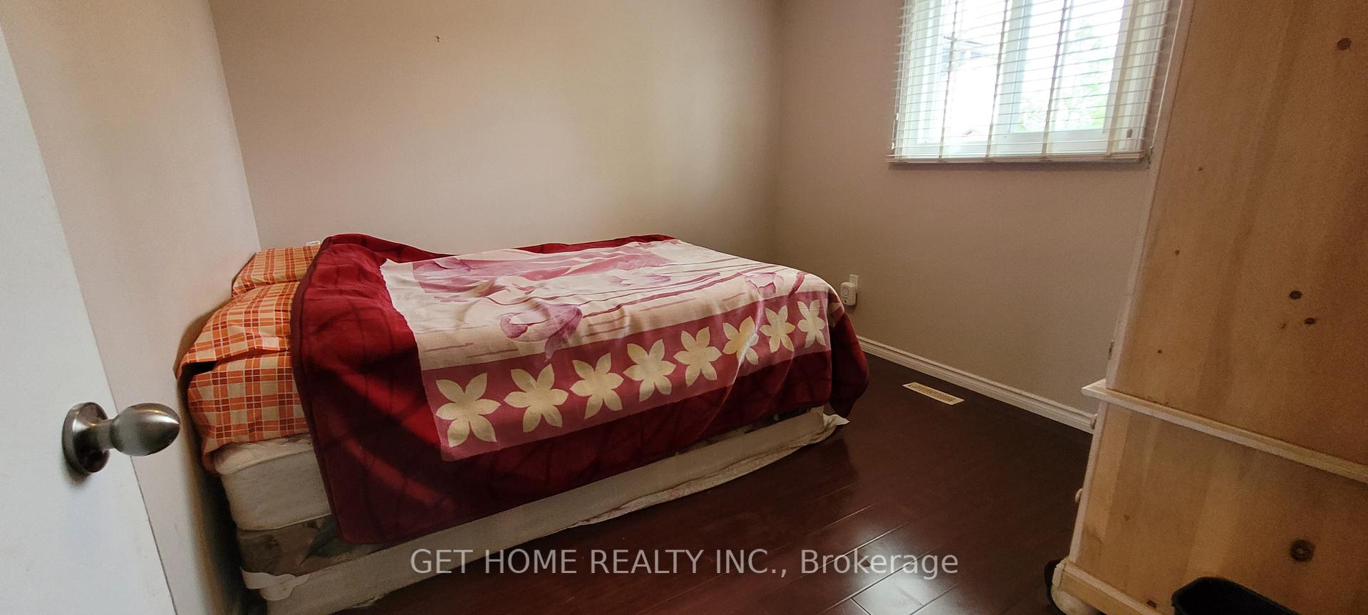 Photo 20 of 54 Dobson Drive, Ajax, Central — HOMEH