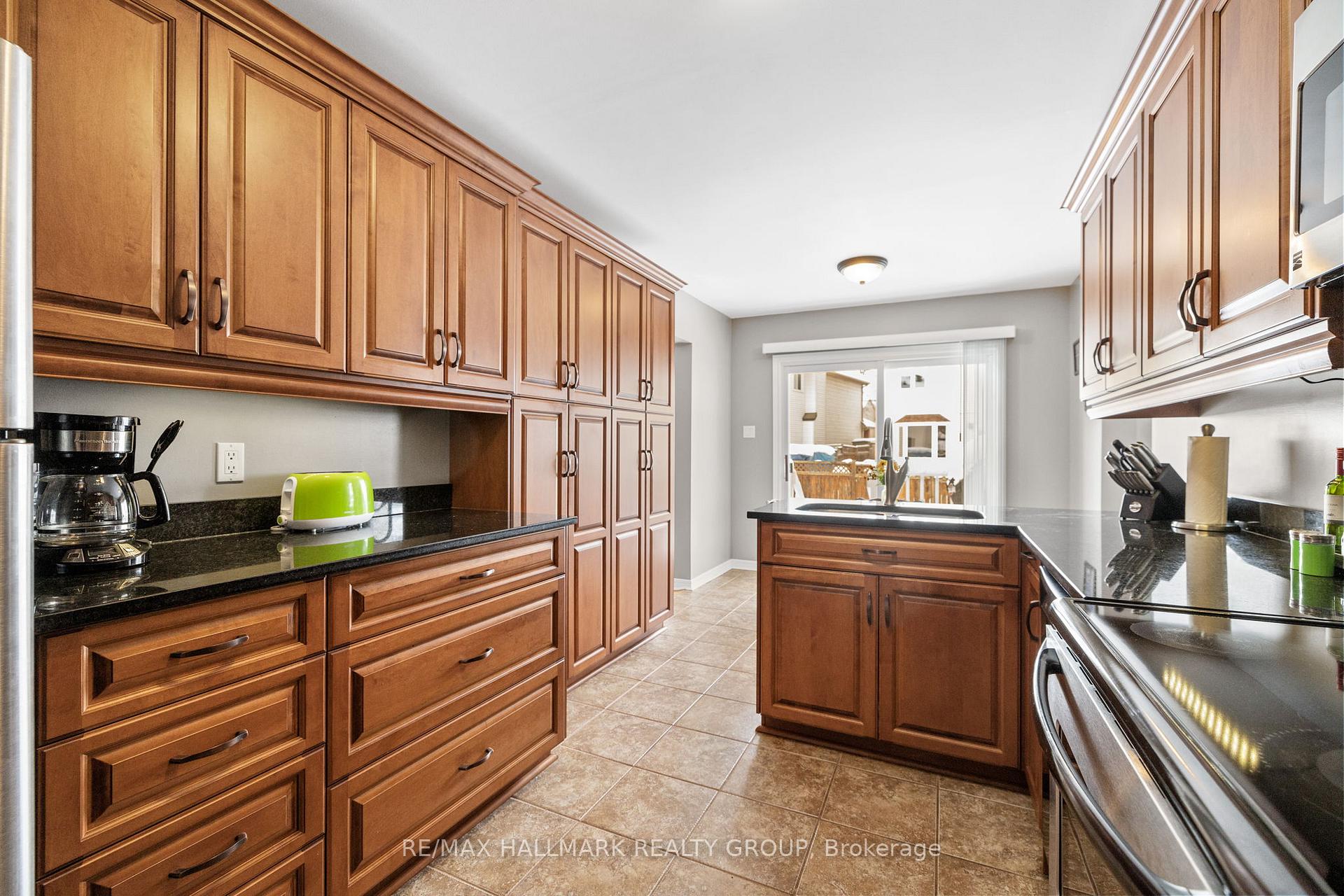 Photo 9 of 9 Merner Avenue, Ottawa, Barrhaven - Cedargrove/Fraserdale — HOMEH