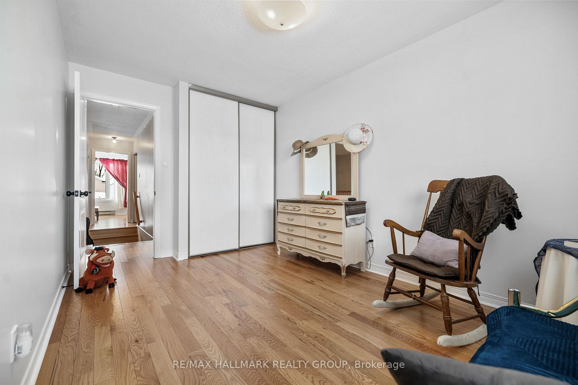 Photo 19 of 9 Merner Avenue, Ottawa, Barrhaven - Cedargrove/Fraserdale — HOMEH