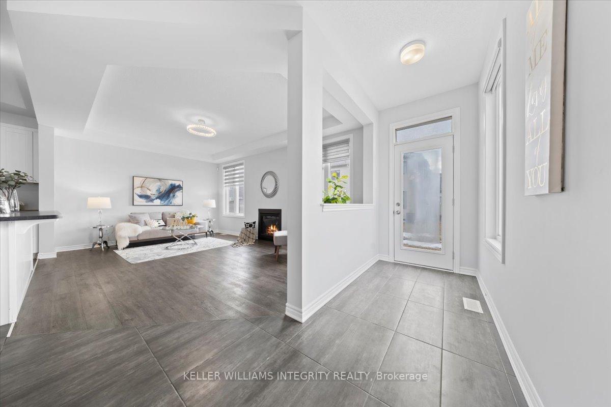 Photo 11 of 496 Alcor Terrace, Ottawa, Barrhaven - Half Moon Bay — HOMEH
