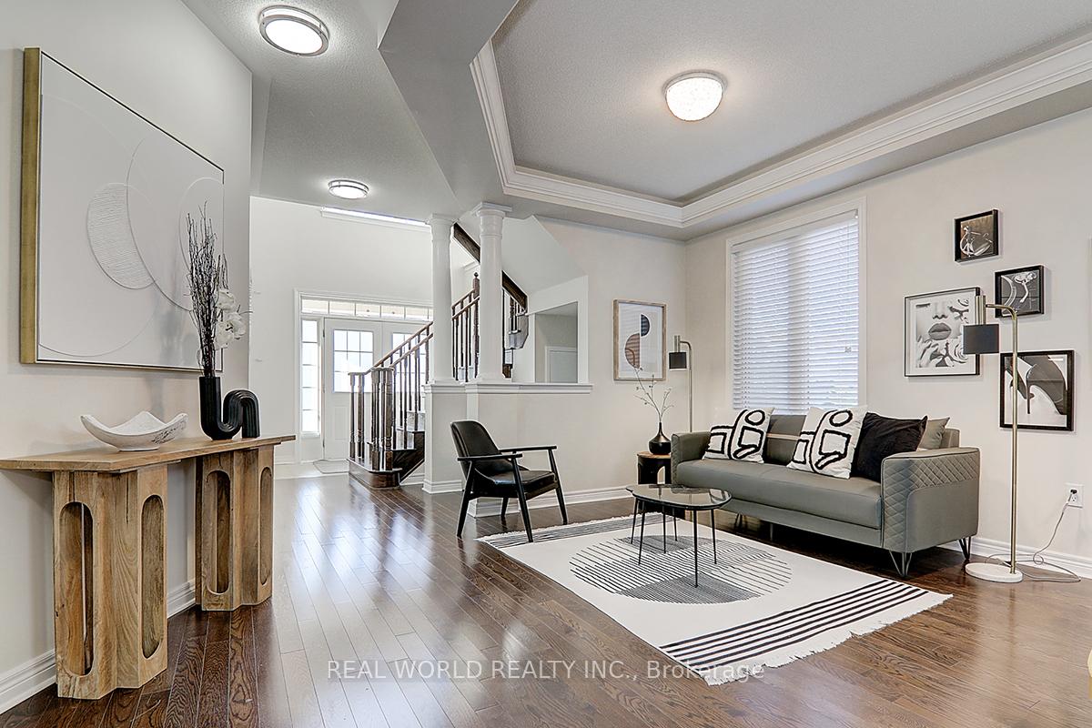 Photo 2 of 142 Riding Mountain Drive, Richmond Hill, Jefferson — HOMEH