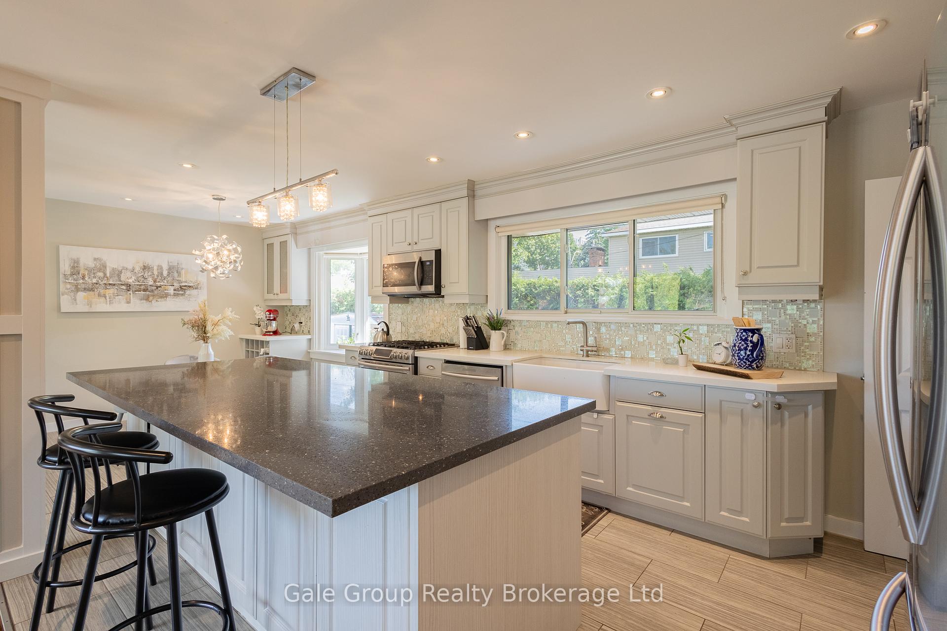 Photo 19 of 15 Kelvin Court, Hamilton, Riverdale — HOMEH