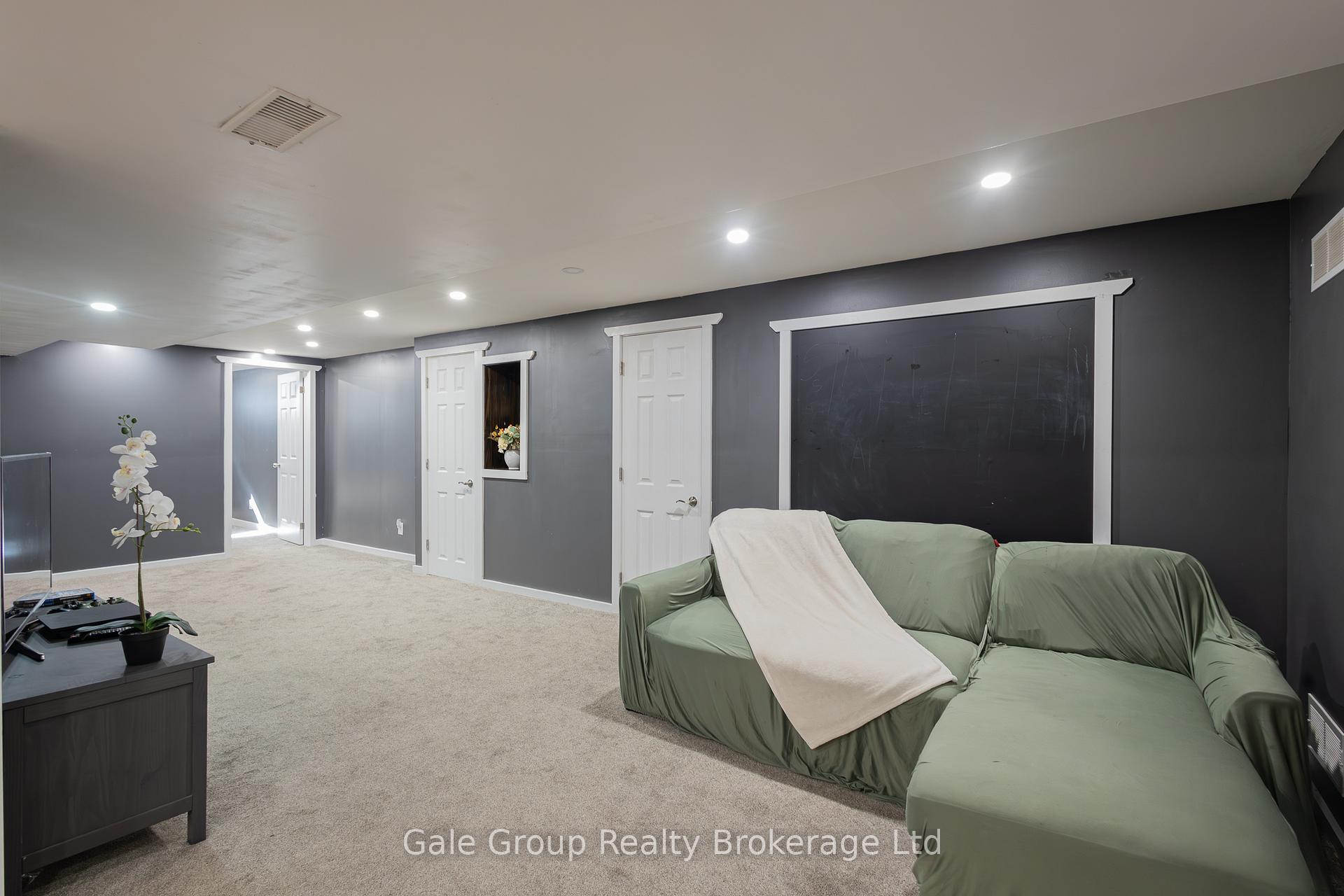 Photo 31 of 15 Kelvin Court, Hamilton, Riverdale — HOMEH