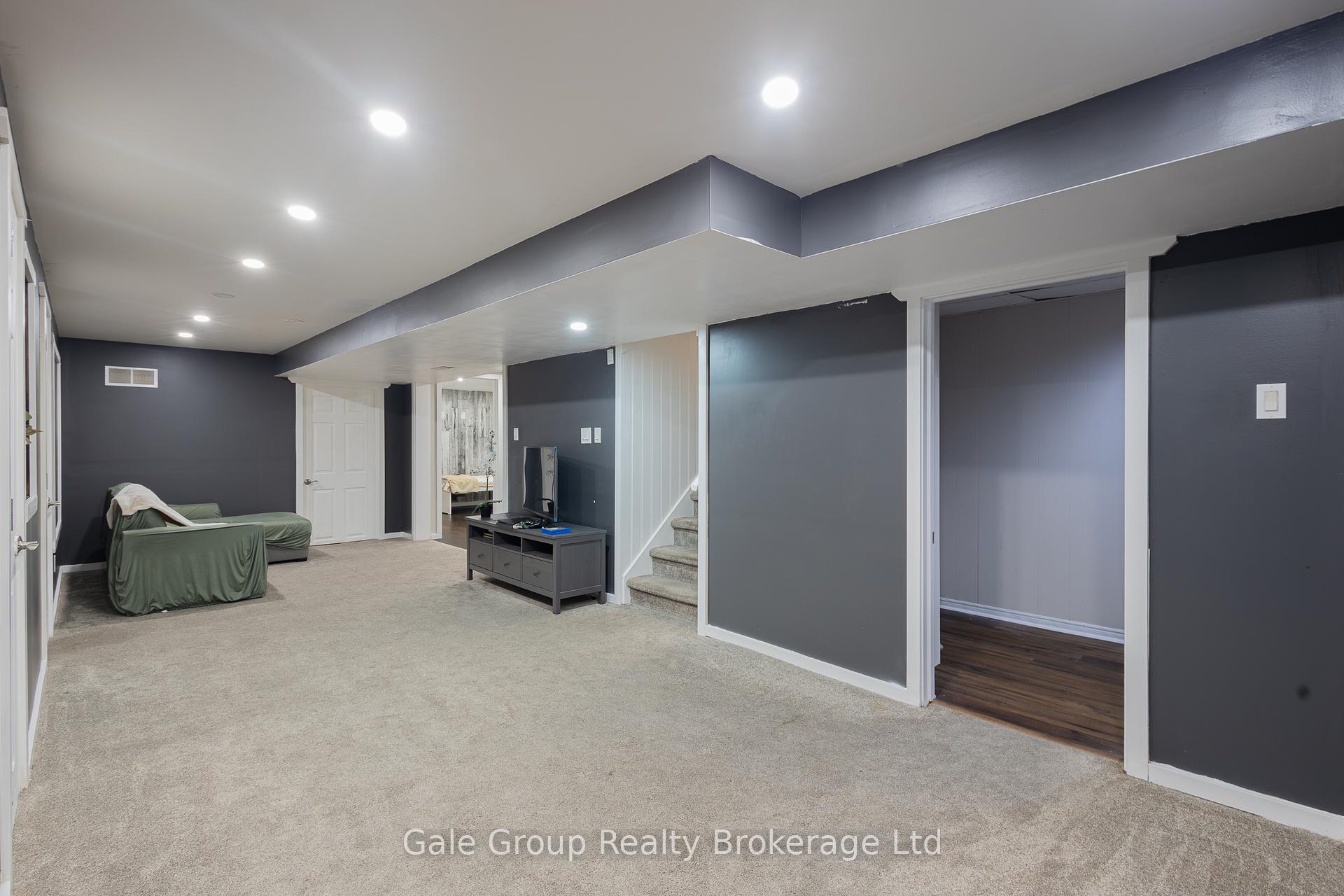 Photo 34 of 15 Kelvin Court, Hamilton, Riverdale — HOMEH