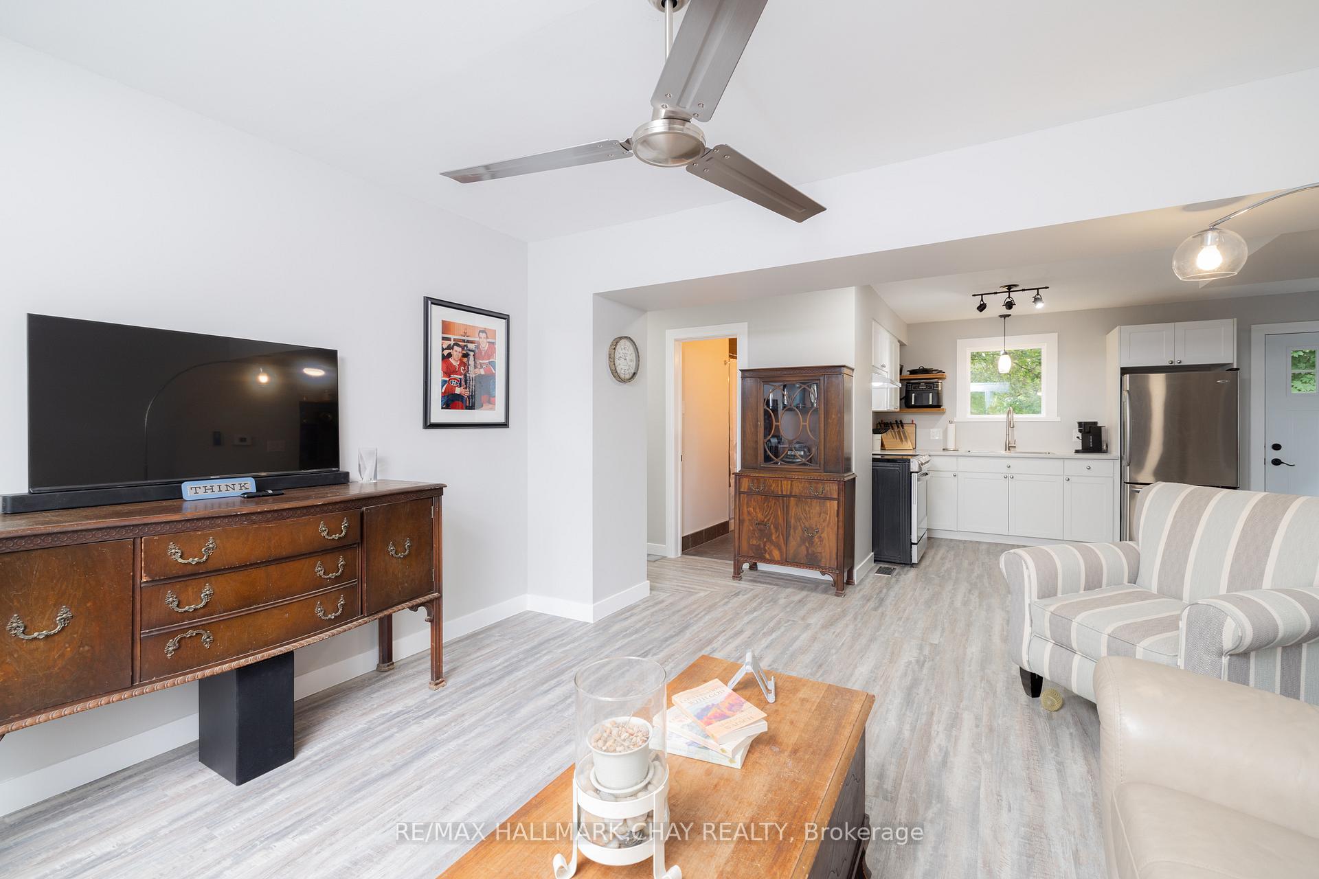 Photo 22 of 9 Gunn Street, Barrie, Wellington — HOMEH