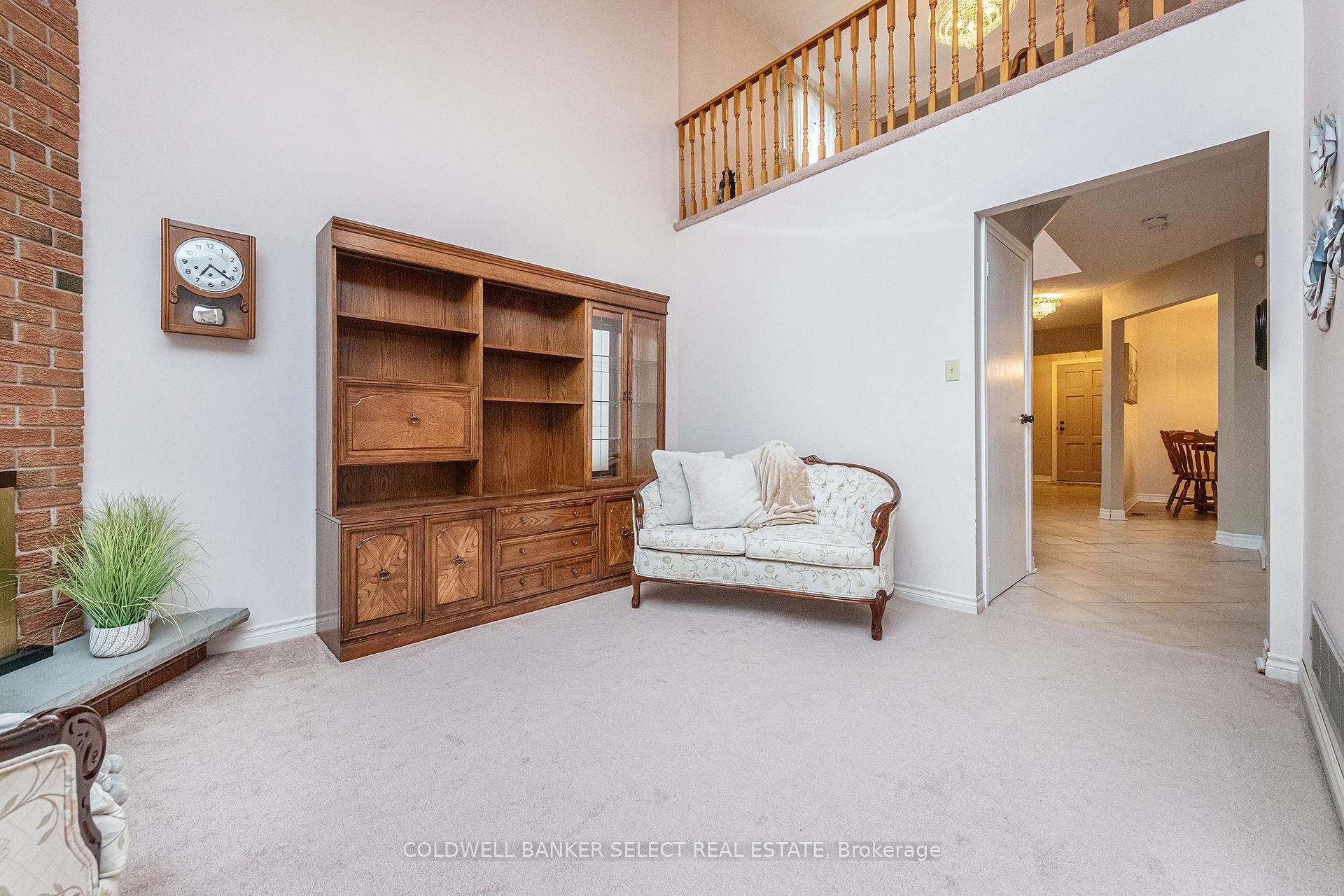 Photo 44 of 43 Morton Way, Brampton, Fletcher's West — HOMEH