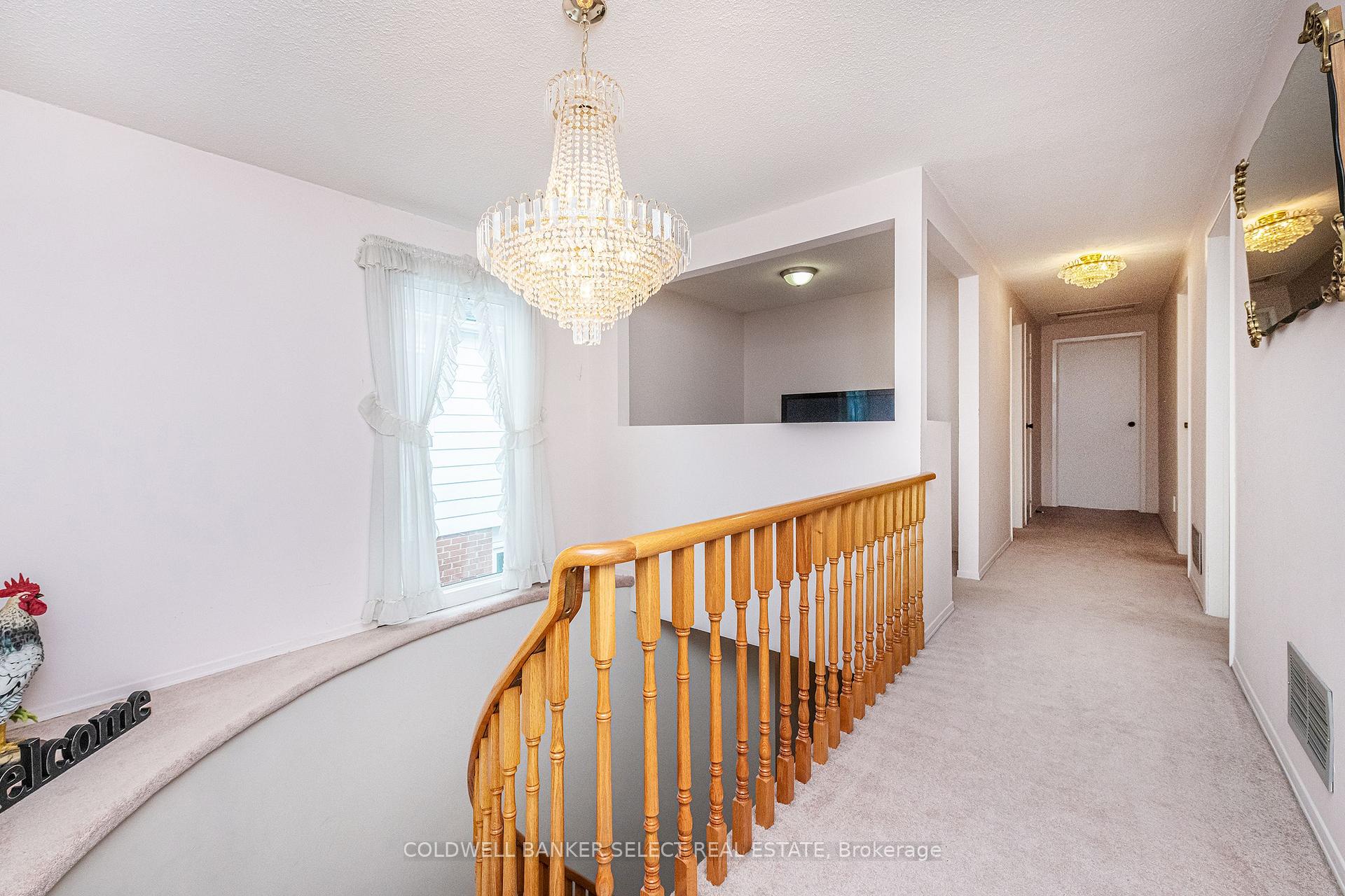 Photo 21 of 43 Morton Way, Brampton, Fletcher's West — HOMEH